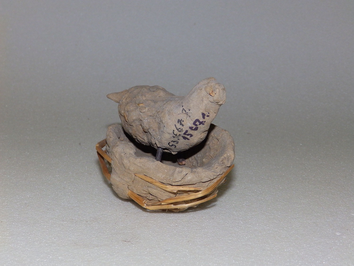 Tyúk fészekben (játékszer) (Herman Ottó Múzeum, Miskolc CC BY-NC-SA)