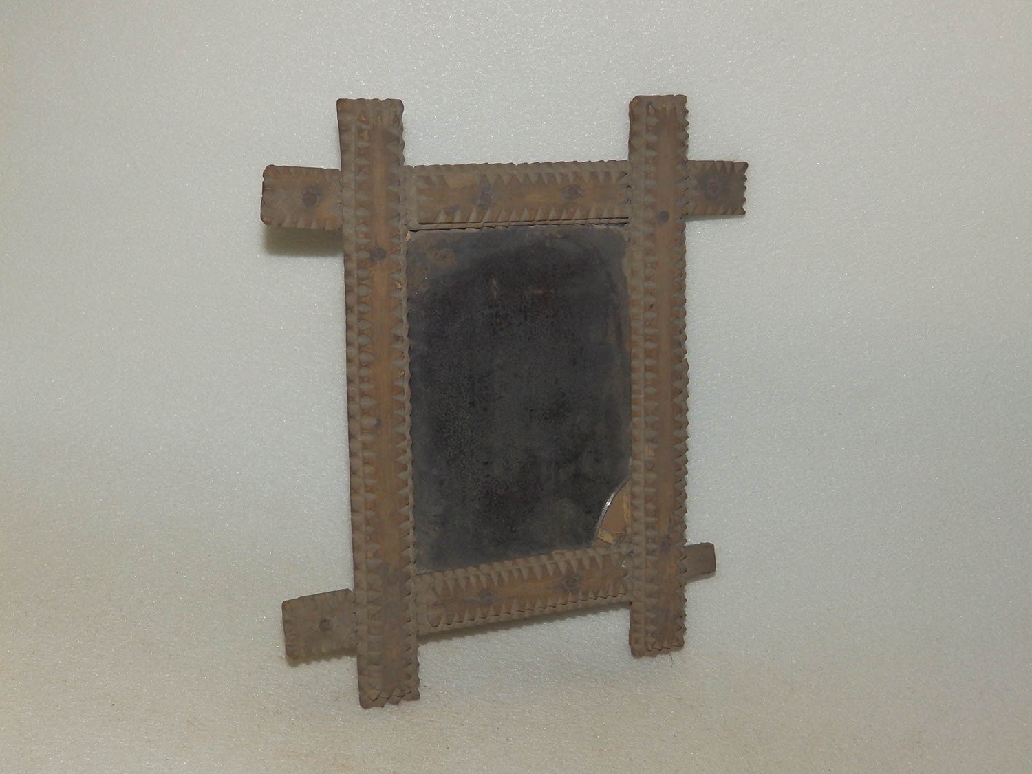 Tükörtartó `tükörtartóu` (Herman Ottó Múzeum, Miskolc CC BY-NC-SA)