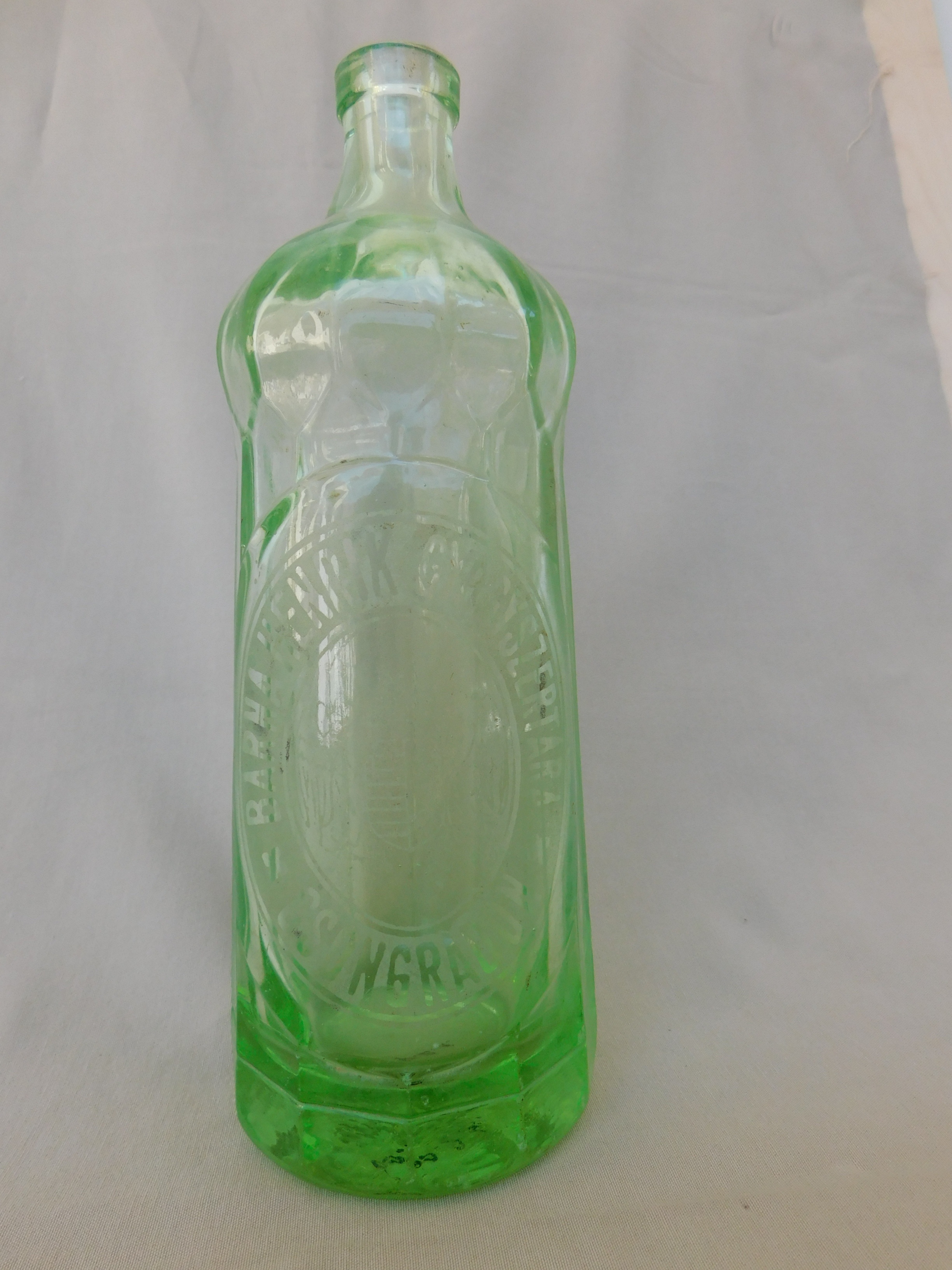 Gyógyszeres üveg (Tari László Múzeum, Csongrád CC BY-NC-SA)