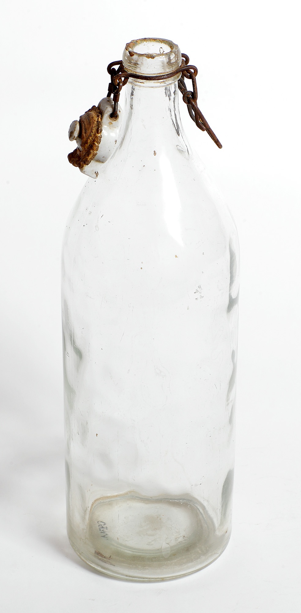 Csatos üveg (Újbaroki Német Nemzetiségi Tájház CC BY-NC-SA)