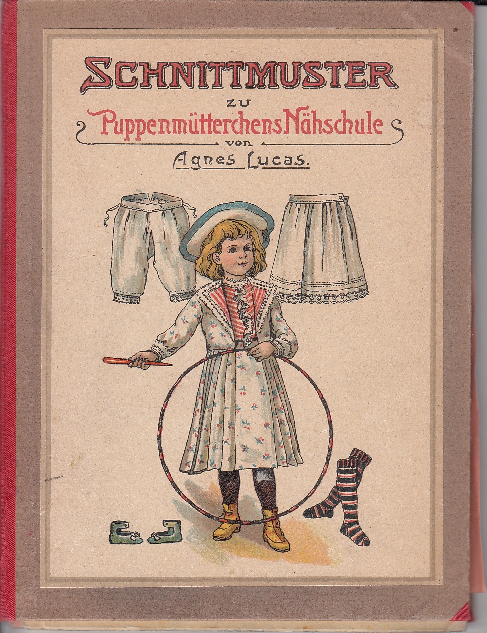 Lucas, Agnes: Schnittmuster zu Puppenmütterchens Nähschule (Városi Képtár - Hetedhét Játékmúzeum, Székesfehérvár CC BY-NC-SA)
