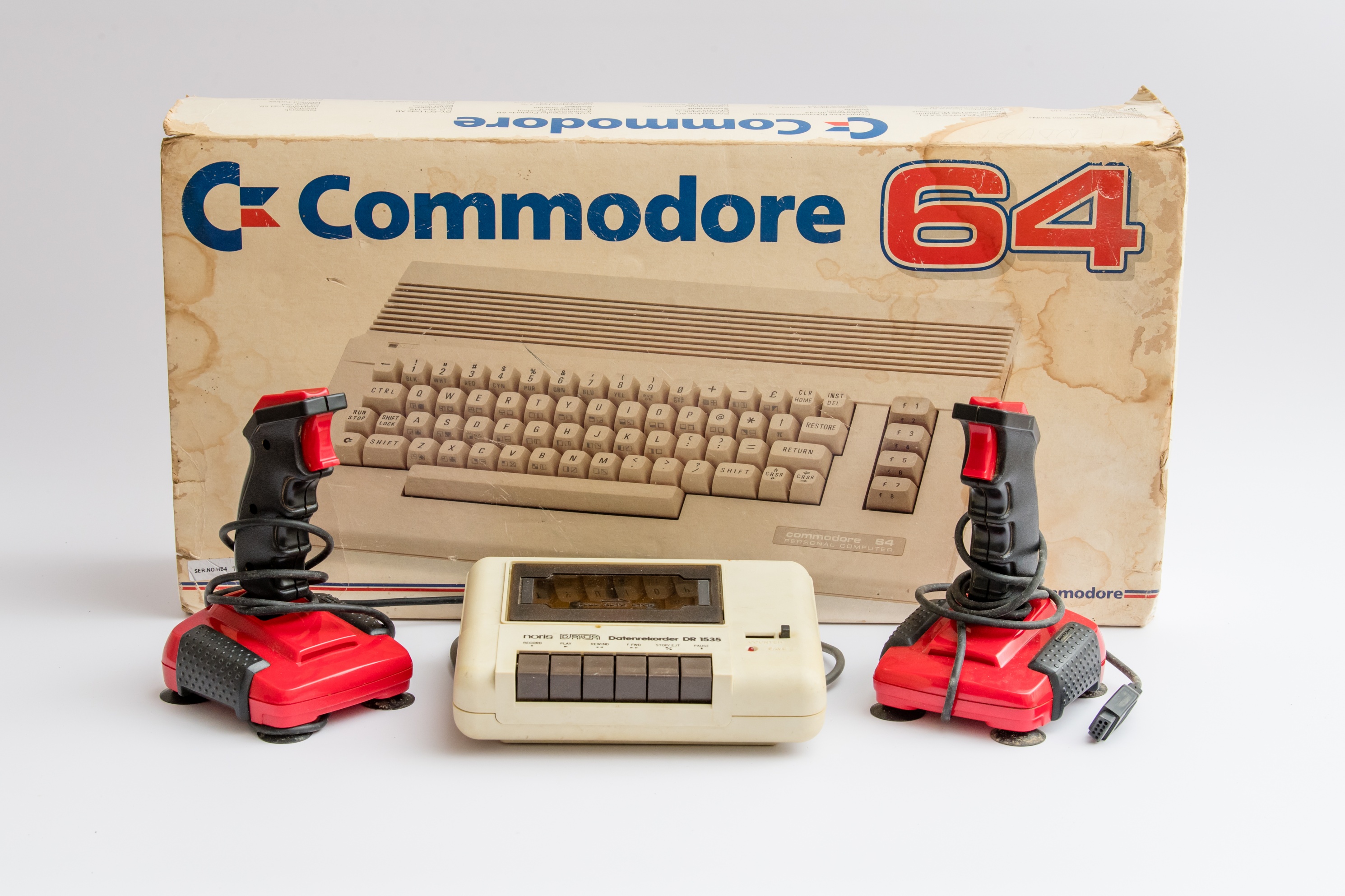 Commodore 64 számítógép (Szent István Király Múzeum - Hetedhét Játékmúzeum, Székesfehérvár CC BY-NC-SA)