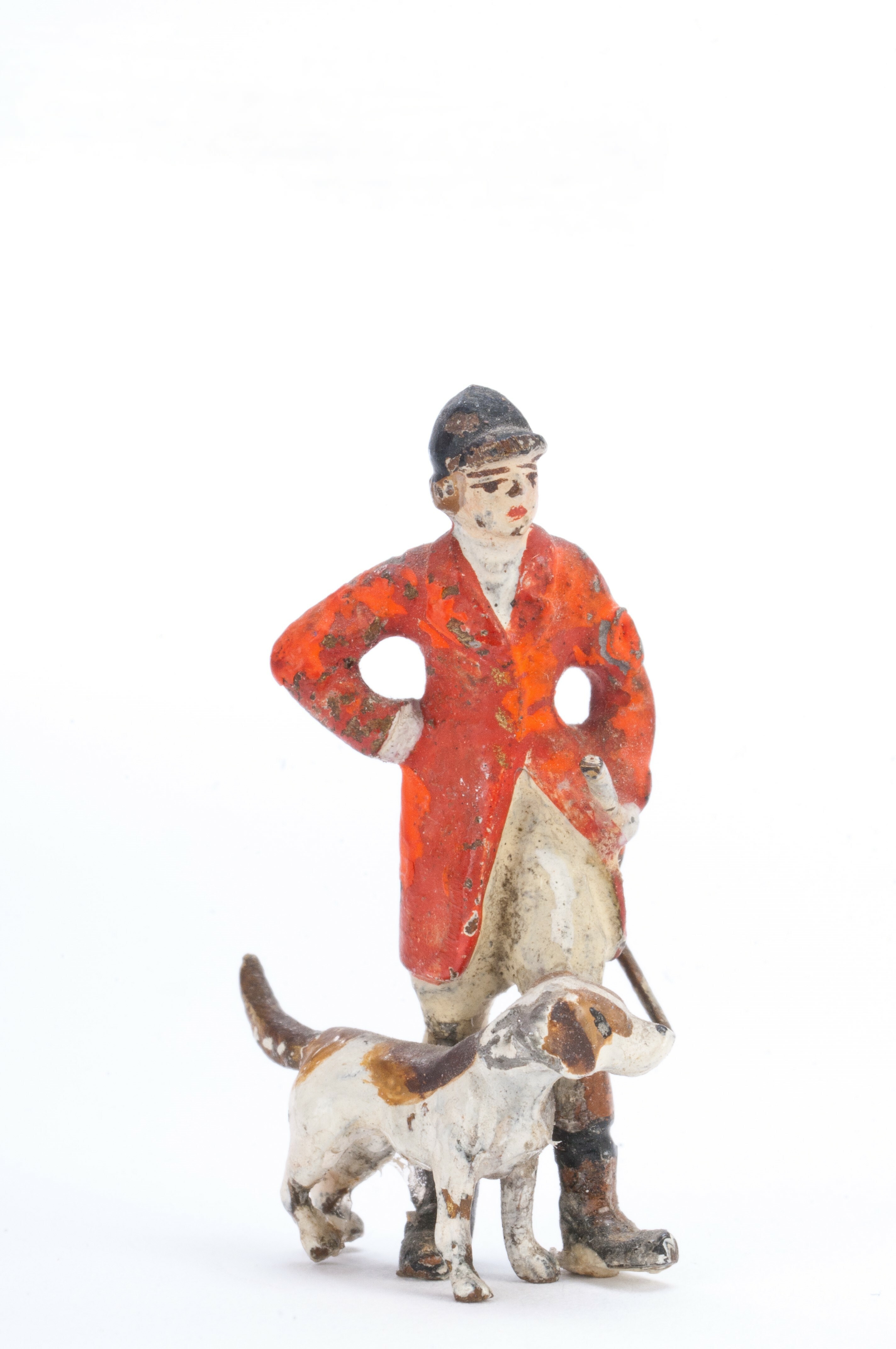 Bronz figura - vadász kutyával (Szent István Király Múzeum - Hetedhét Játékmúzeum, Székesfehérvár CC BY-NC-SA)
