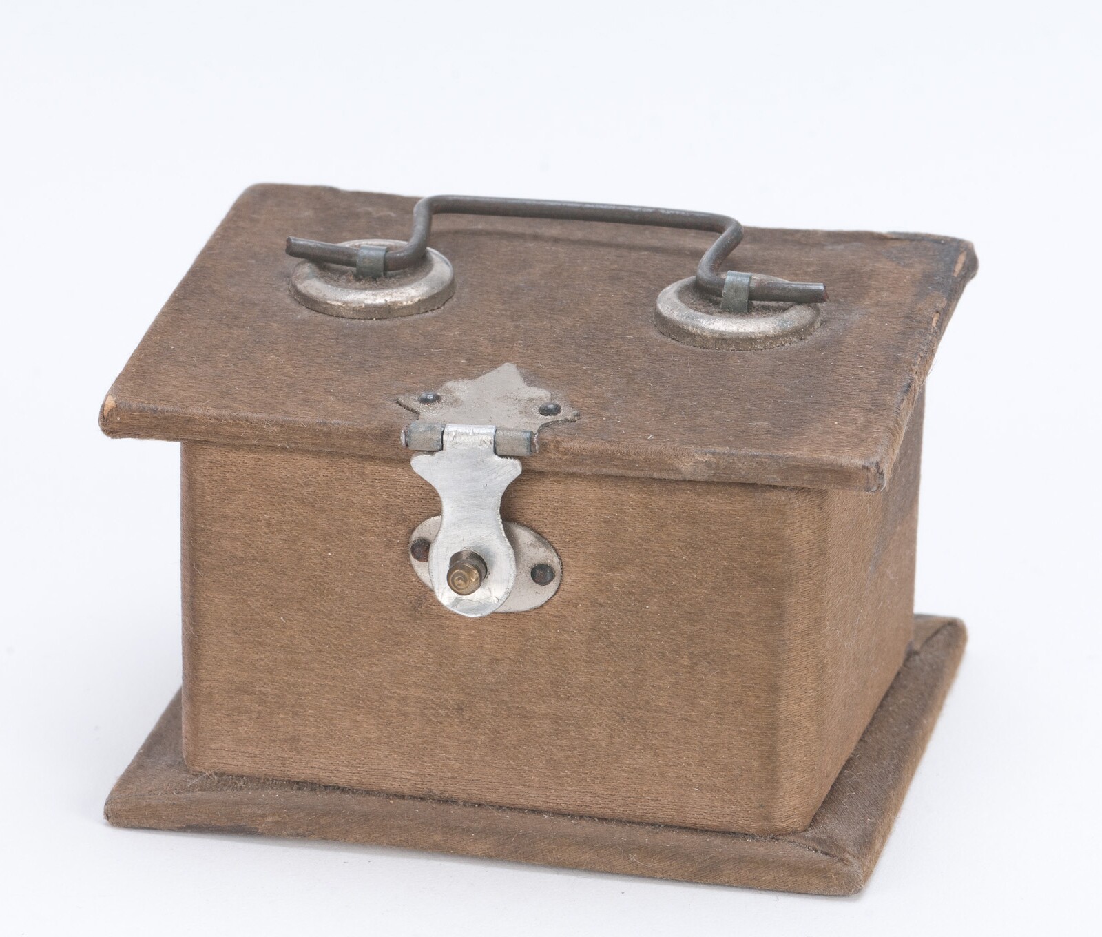 Ékszertartó doboz (Szent István Király Múzeum - Hetedhét Játékmúzeum, Székesfehérvár CC BY-NC-SA)