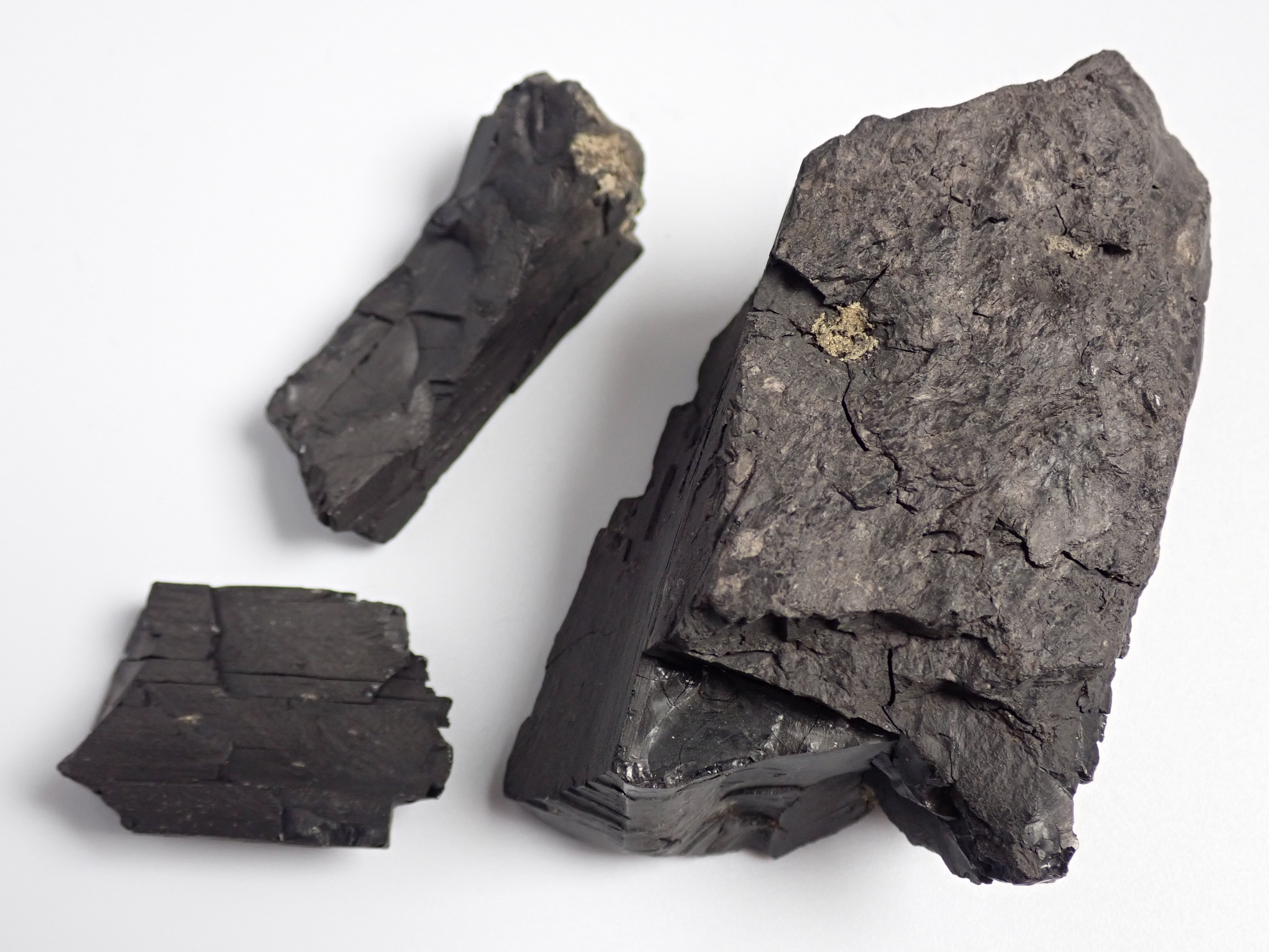 szén (Pannonhalmi Főapátsági Múzeum CC BY-NC-SA)