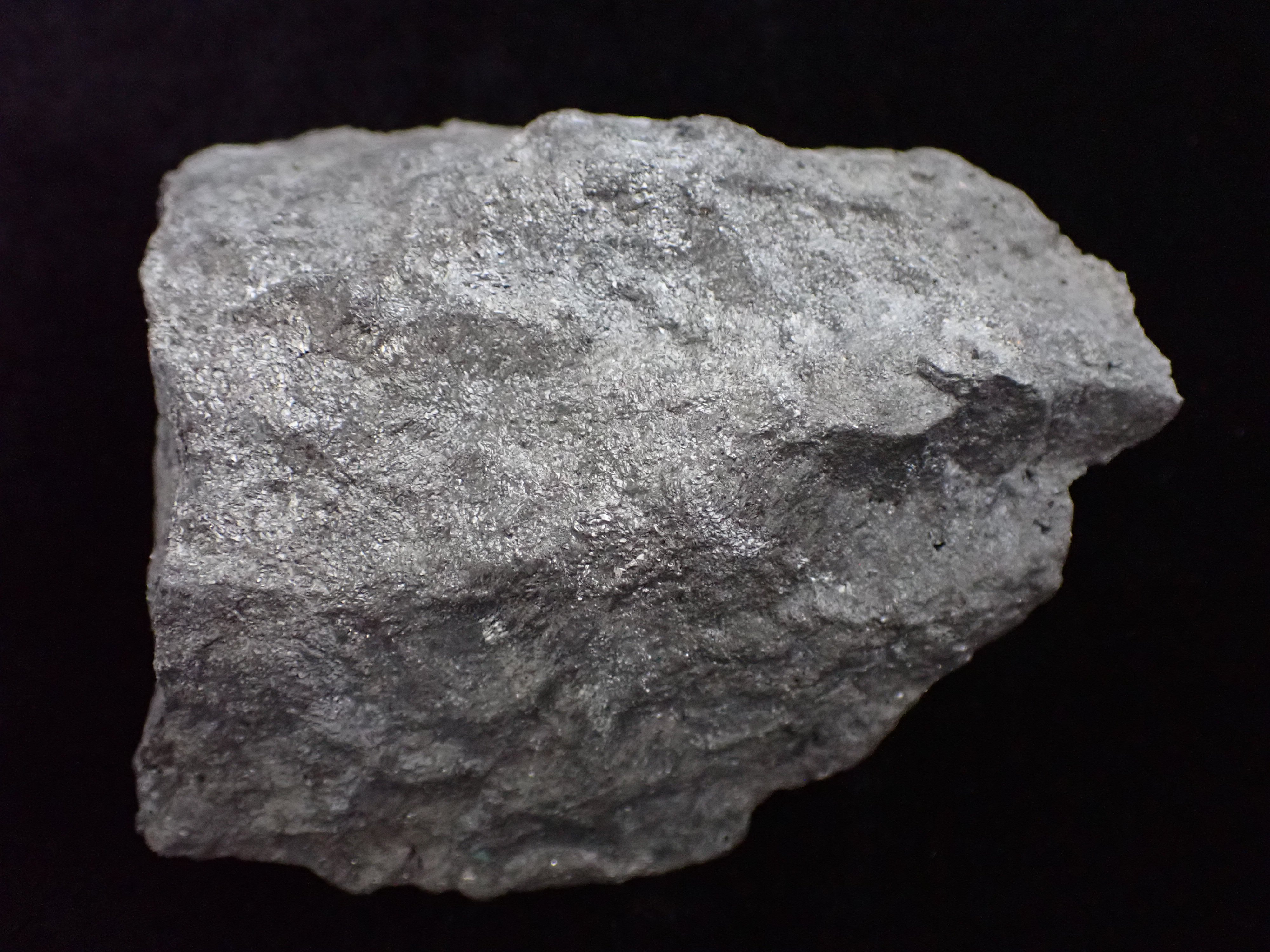 antimonit (Pannonhalmi Főapátsági Múzeum CC BY-NC-SA)