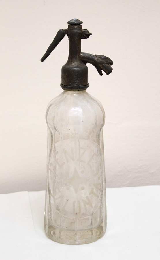 szódásüveg (Biharkeresztesi Helytörténeti Gyűjtemény CC BY-NC-SA)