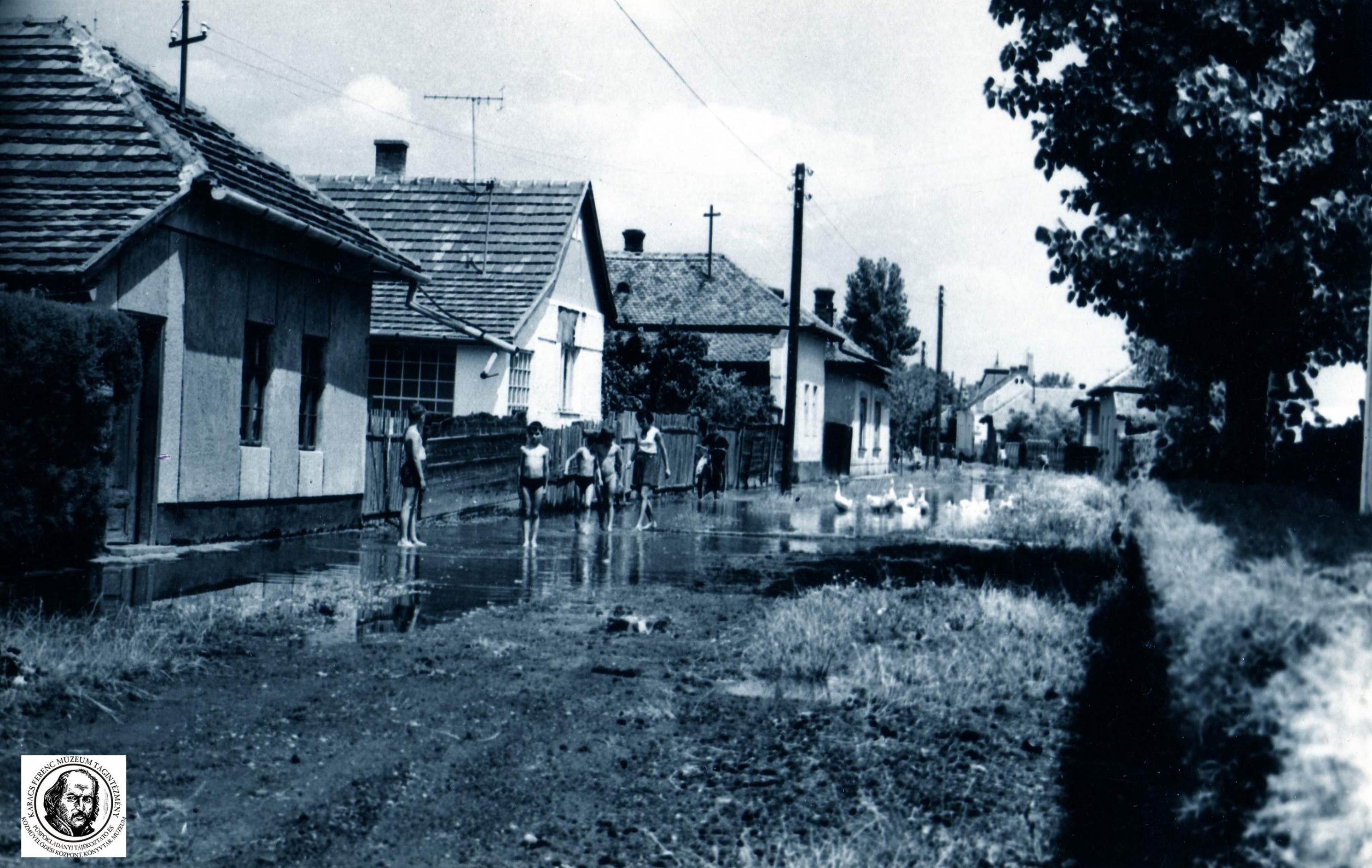 Falusi utcarészlet (Karacs Ferenc Múzeum, Püspökladány CC BY-NC-SA)
