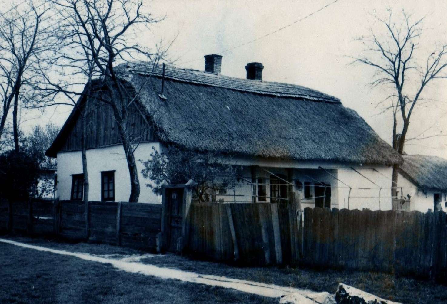 Nádtetős, csapott végű parasztház (Karacs Ferenc Múzeum, Püspökladány CC BY-NC-SA)