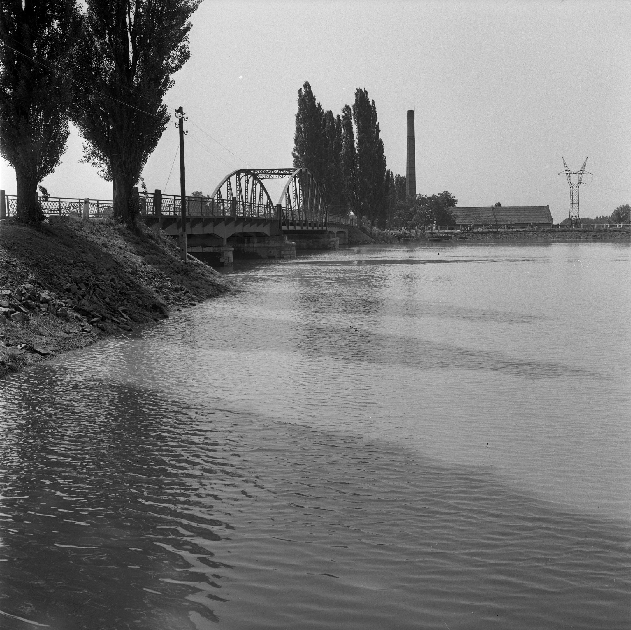 Foki-híd (1970) (Magyar Környezetvédelmi és Vízügyi Múzeum - Duna Múzeum CC BY-NC-SA)
