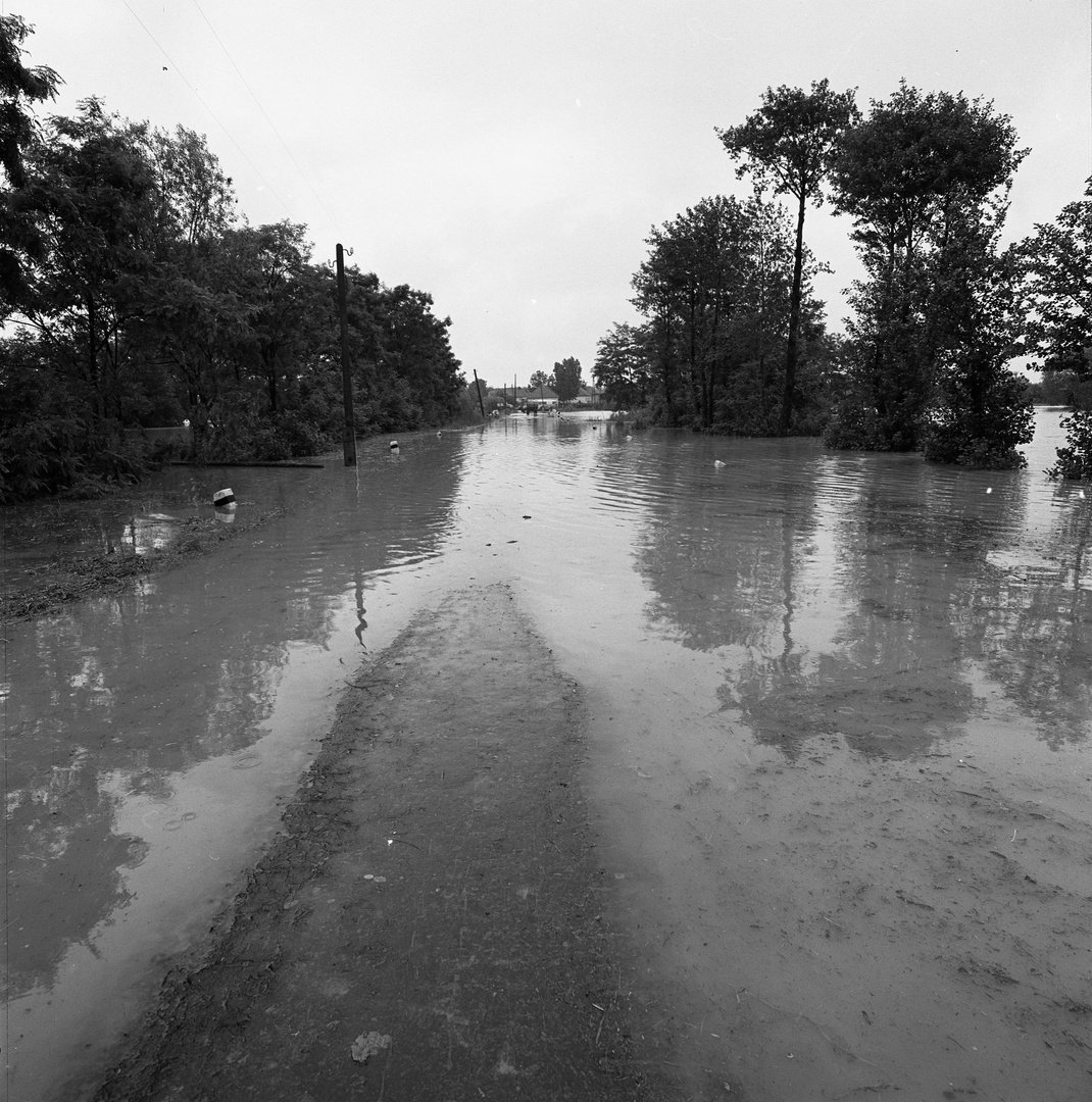 1974. évi árvíz a Körösök vidékén (Magyar Környezetvédelmi és Vízügyi Múzeum - Duna Múzeum CC BY-NC-SA)