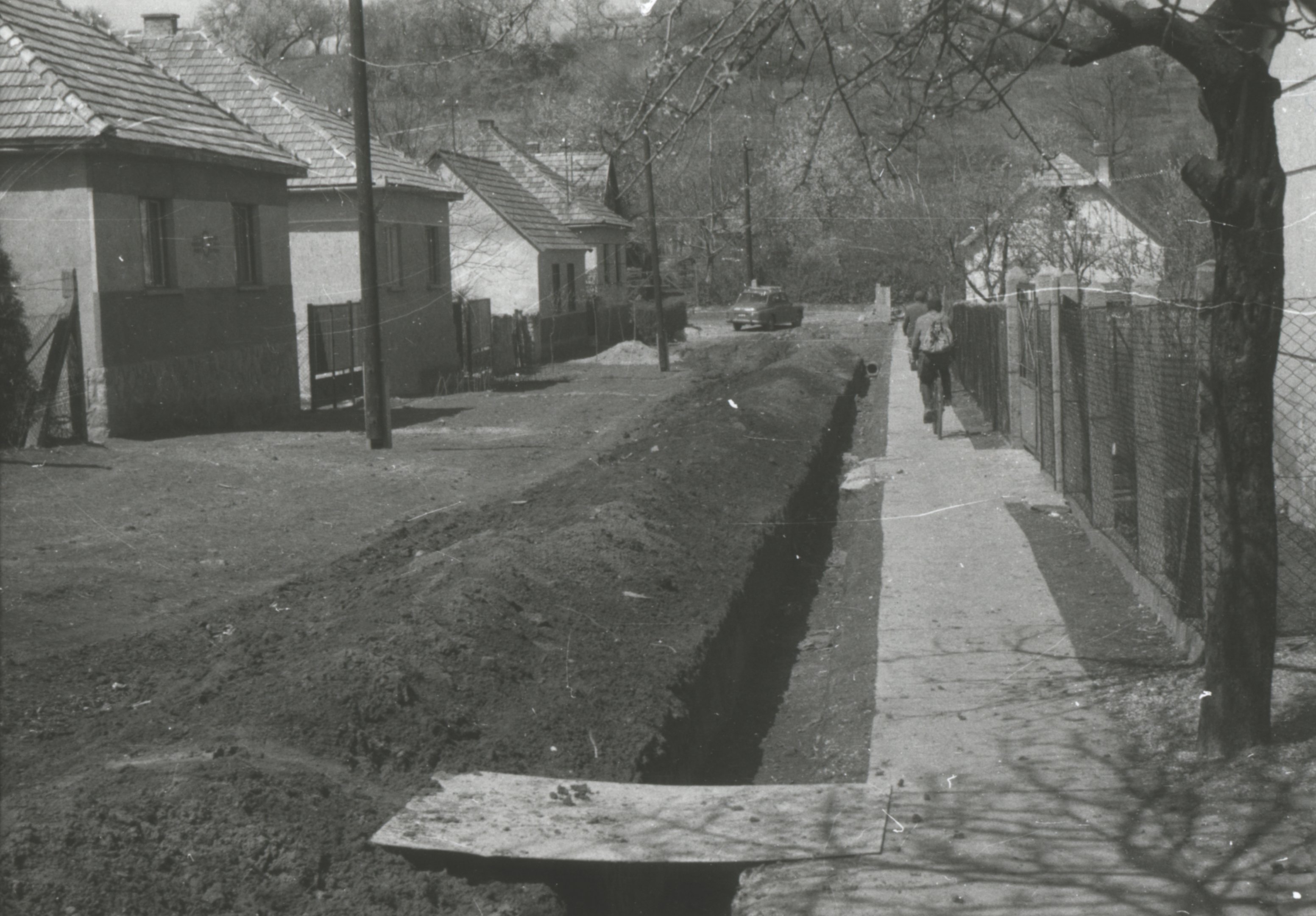 Pilismarót - Petőfi utca, 1968 (Magyar Környezetvédelmi és Vízügyi Múzeum - Duna Múzeum CC BY-NC-SA)