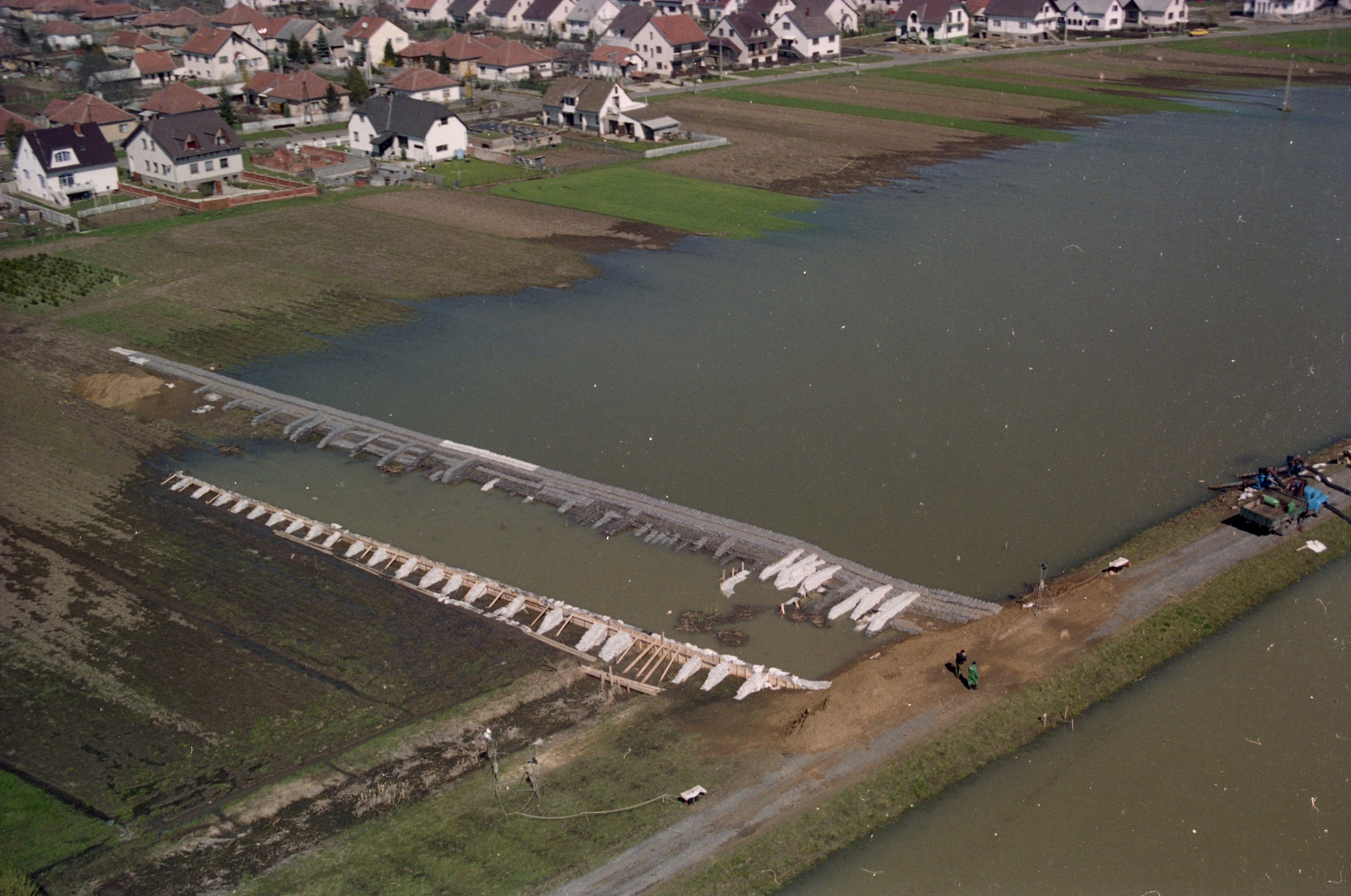 2000. évi árvíz - Sárospatak (Magyar Környezetvédelmi és Vízügyi Múzeum - Duna Múzeum CC BY-NC-SA)