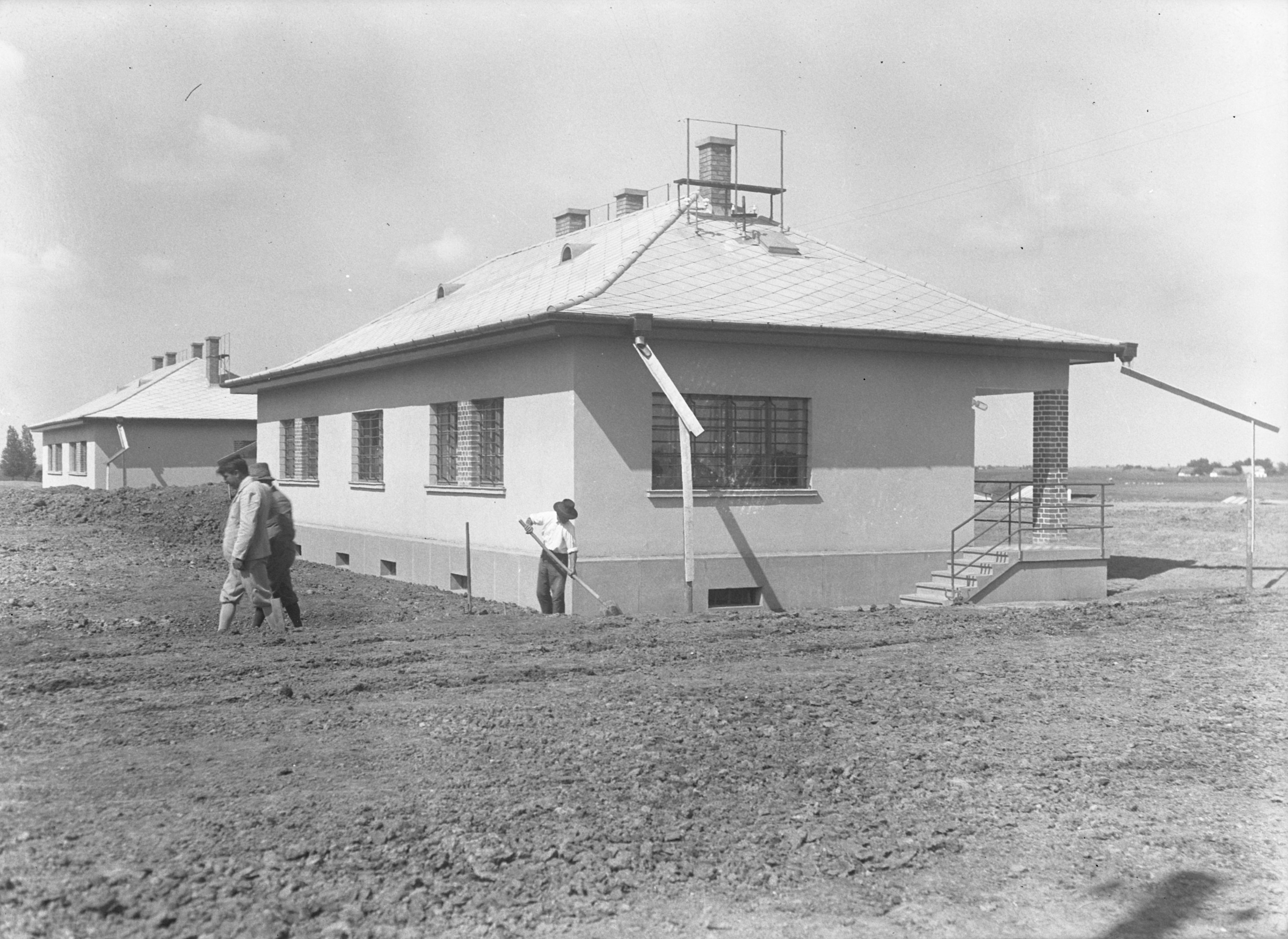 Iroda- és lakóépület építése készen, 1937. augusztus 31. (Magyar Környezetvédelmi és Vízügyi Múzeum - Duna Múzeum CC BY-NC-SA)