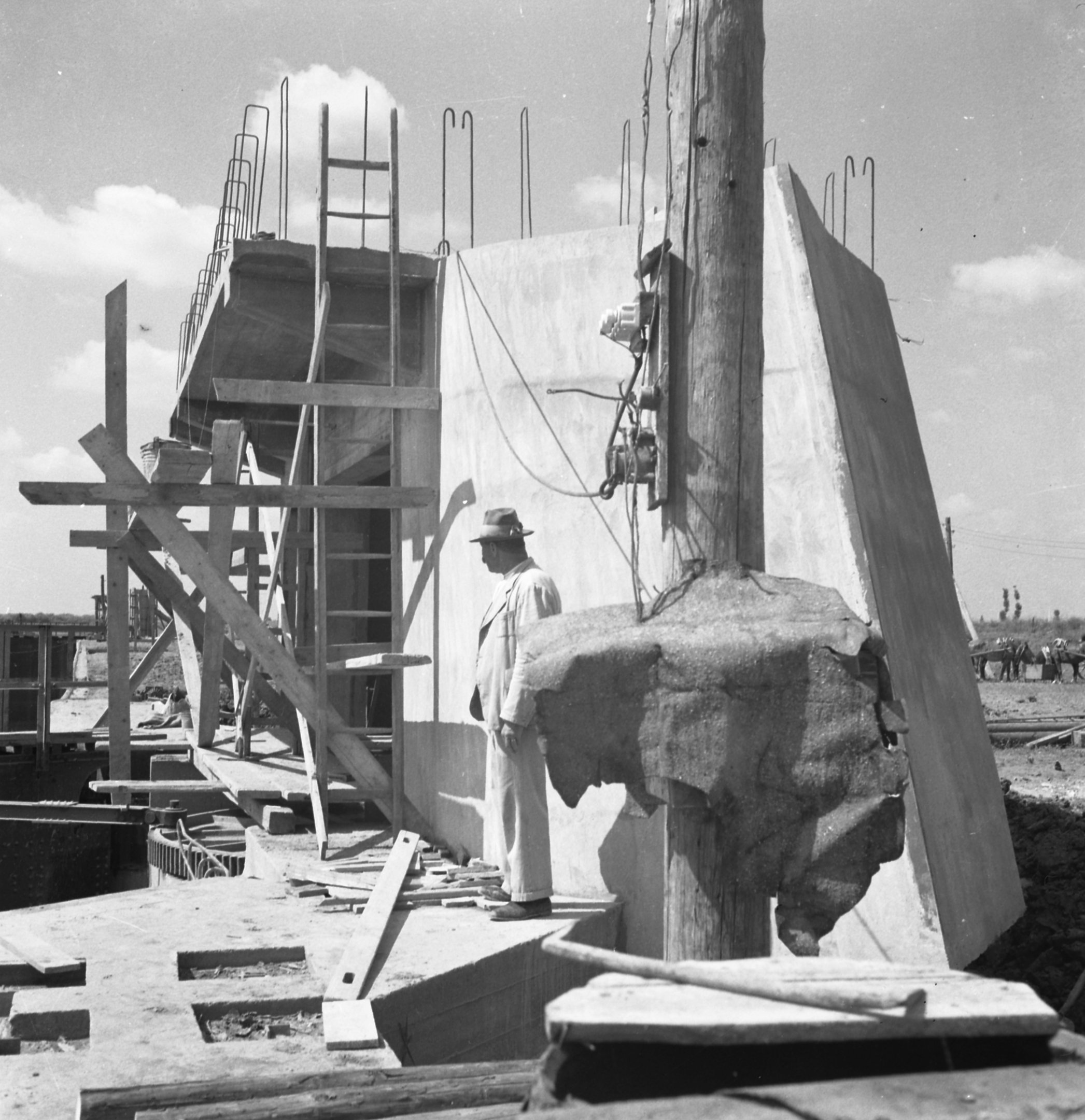 Hajózózsilip - Jobbparti felső gépkamra alépítménye, 1941. augusztus 28. (Magyar Környezetvédelmi és Vízügyi Múzeum - Duna Múzeum CC BY-NC-SA)
