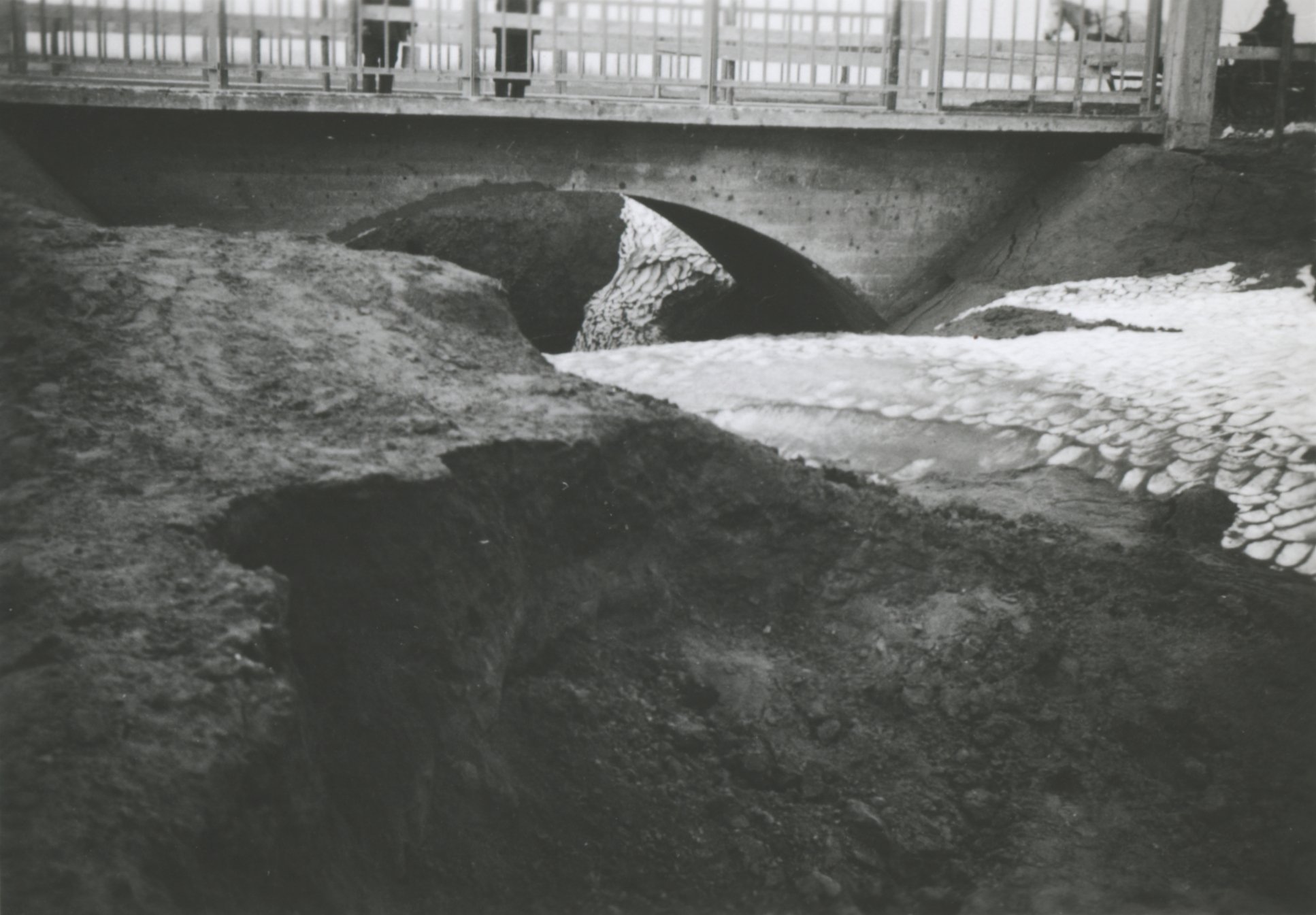 28. sz. híd, 1939. január 17. (Magyar Környezetvédelmi és Vízügyi Múzeum - Duna Múzeum CC BY-NC-SA)