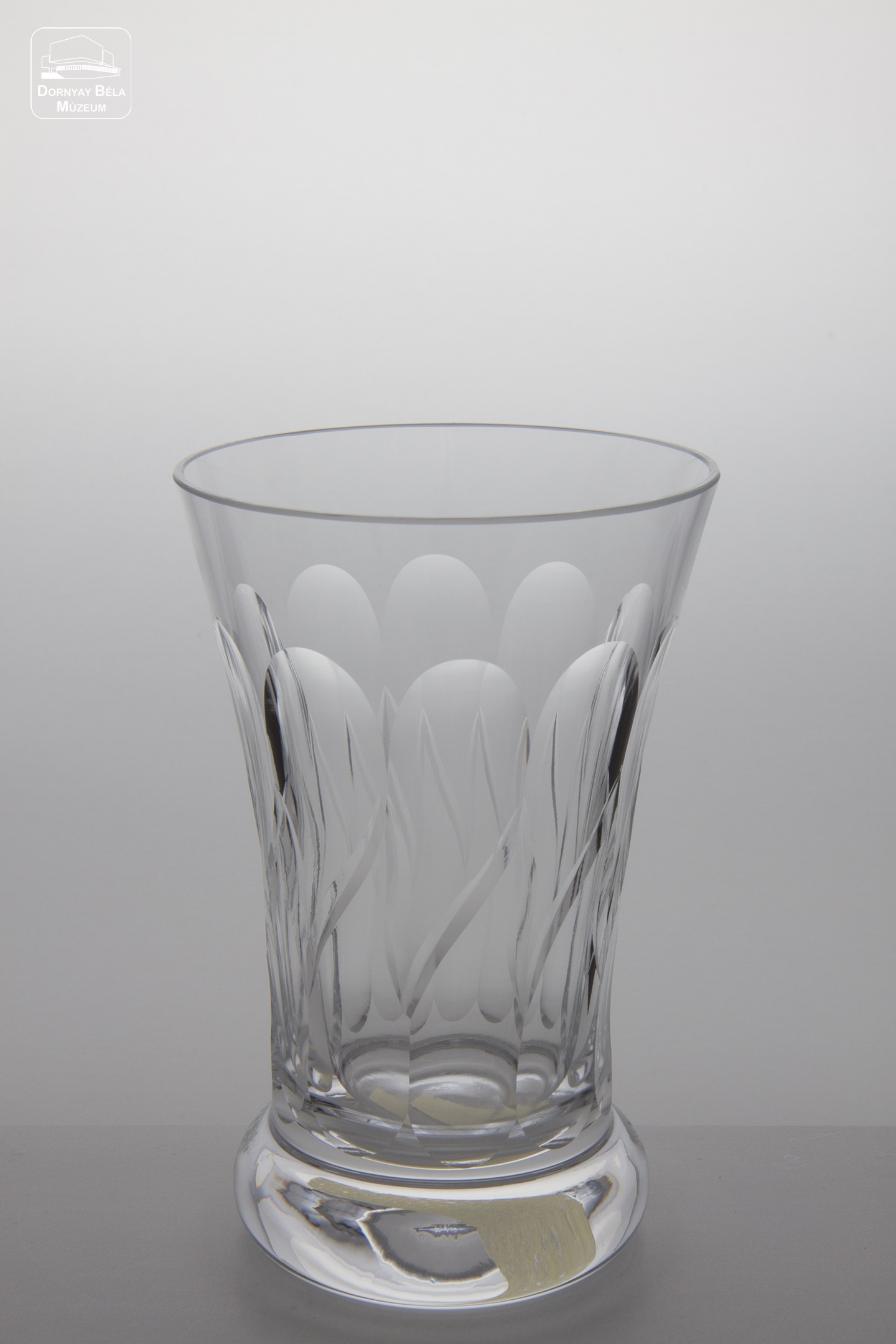Üdítős pohár (Dornyay Béla Múzeum, Salgótarján CC BY-NC-SA)