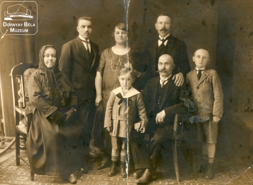 A Néder család (Dornyay Béla Múzeum, Salgótarján CC BY-NC-SA)