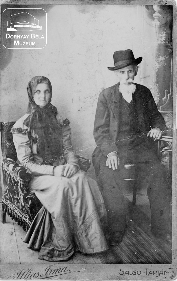 Idős házaspár (Dornyay Béla Múzeum, Salgótarján CC BY-NC-SA)