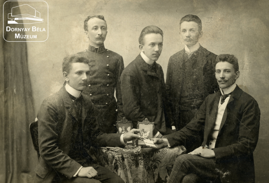 A Krúdy család férfitagjai: Pál, Ferenc,  Dezső, Gyula, Jenő. (Dornyay Béla Múzeum, Salgótarján CC BY-NC-SA)