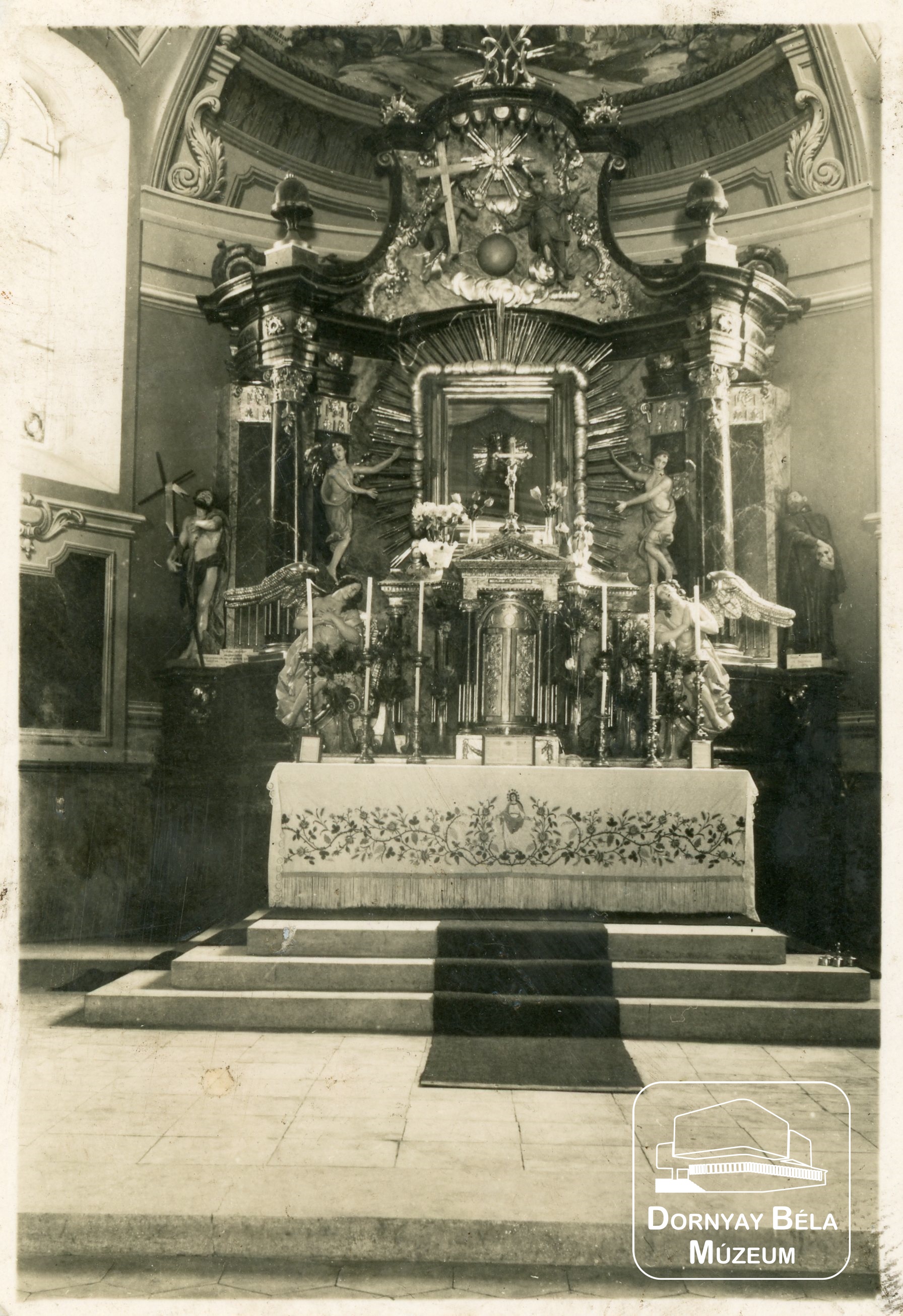 Mátraverebély, Szentkút templom oltár. (Dornyay Béla Múzeum, Salgótarján CC BY-NC-SA)