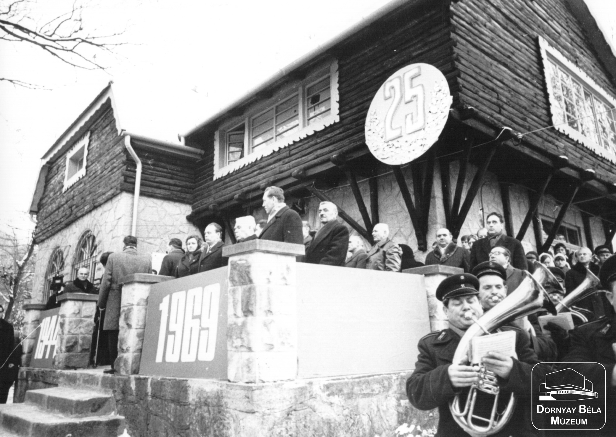 Karancsberény. Felszabadulási és Partizán Emlékmúzeum avatása. (Dornyay Béla Múzeum, Salgótarján CC BY-NC-SA)