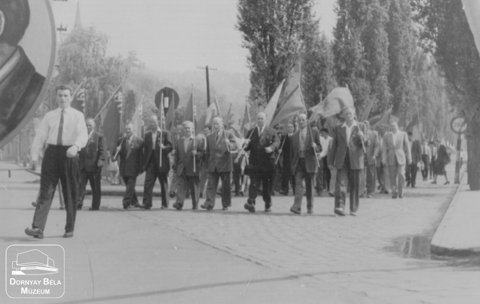 Salgótarjáni Kohászati Üzemek május 1-i felvonulása. (Dornyay Béla Múzeum, Salgótarján CC BY-NC-SA)