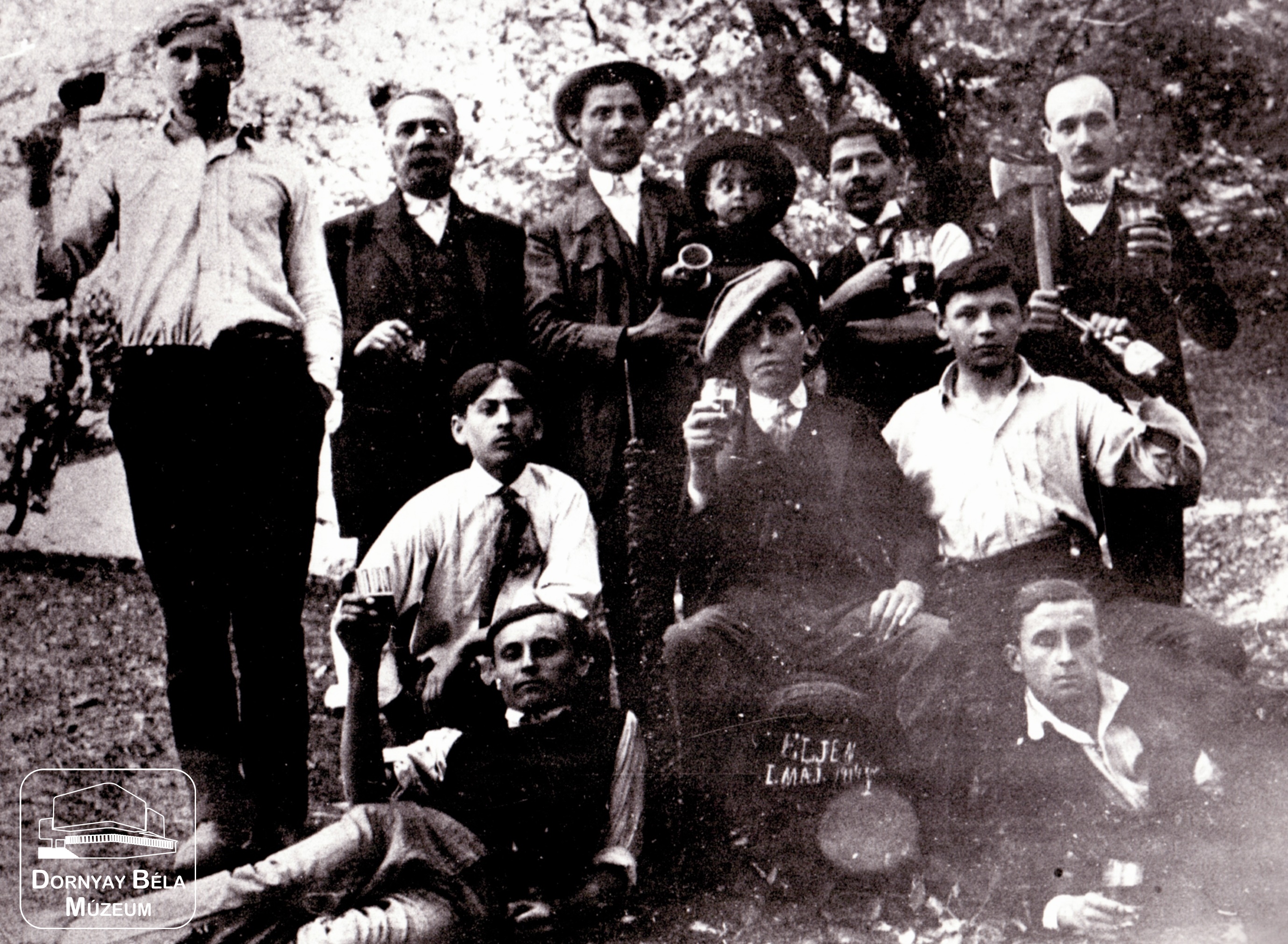 Rimamurány-Salgótarján dolgozók 1914. május 1-én. (Dornyay Béla Múzeum, Salgótarján CC BY-NC-SA)