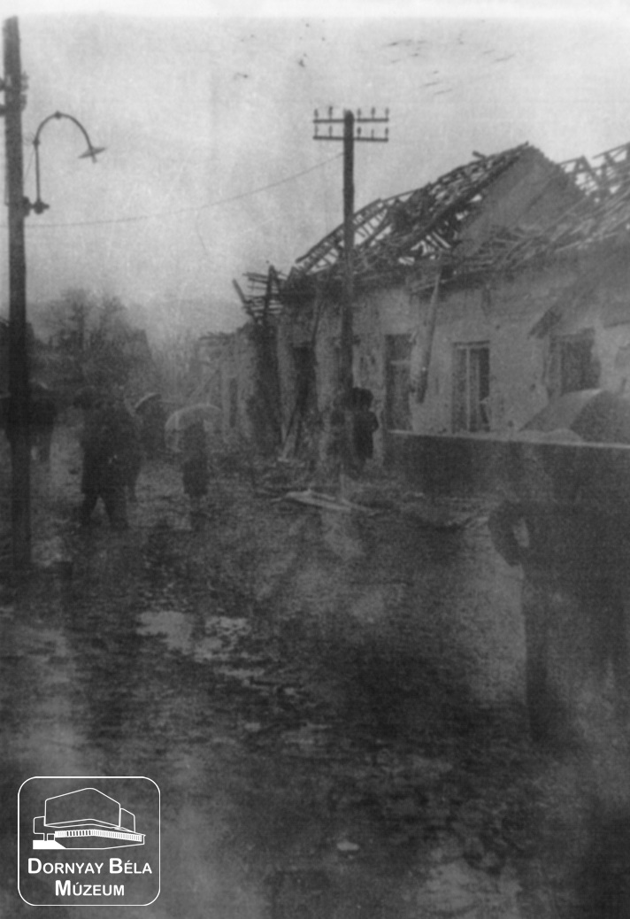 Kisterenye. A bombázás pusztítása. (Dornyay Béla Múzeum, Salgótarján CC BY-NC-SA)