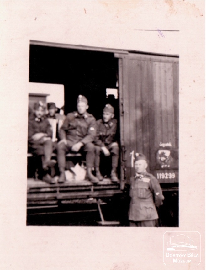 II. Világháborús kép. Honvédek bevagonírozva (Dornyay Béla Múzeum, Salgótarján CC BY-NC-SA)