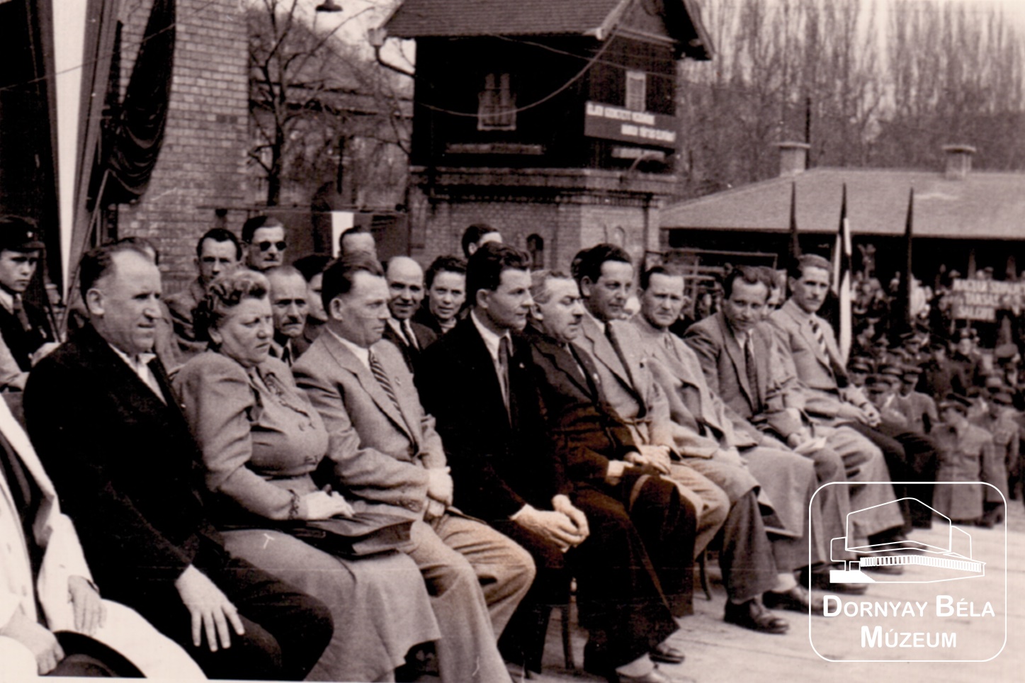 Salgótarján politikai gyűlés a Főtéren (Dornyay Béla Múzeum, Salgótarján CC BY-NC-SA)