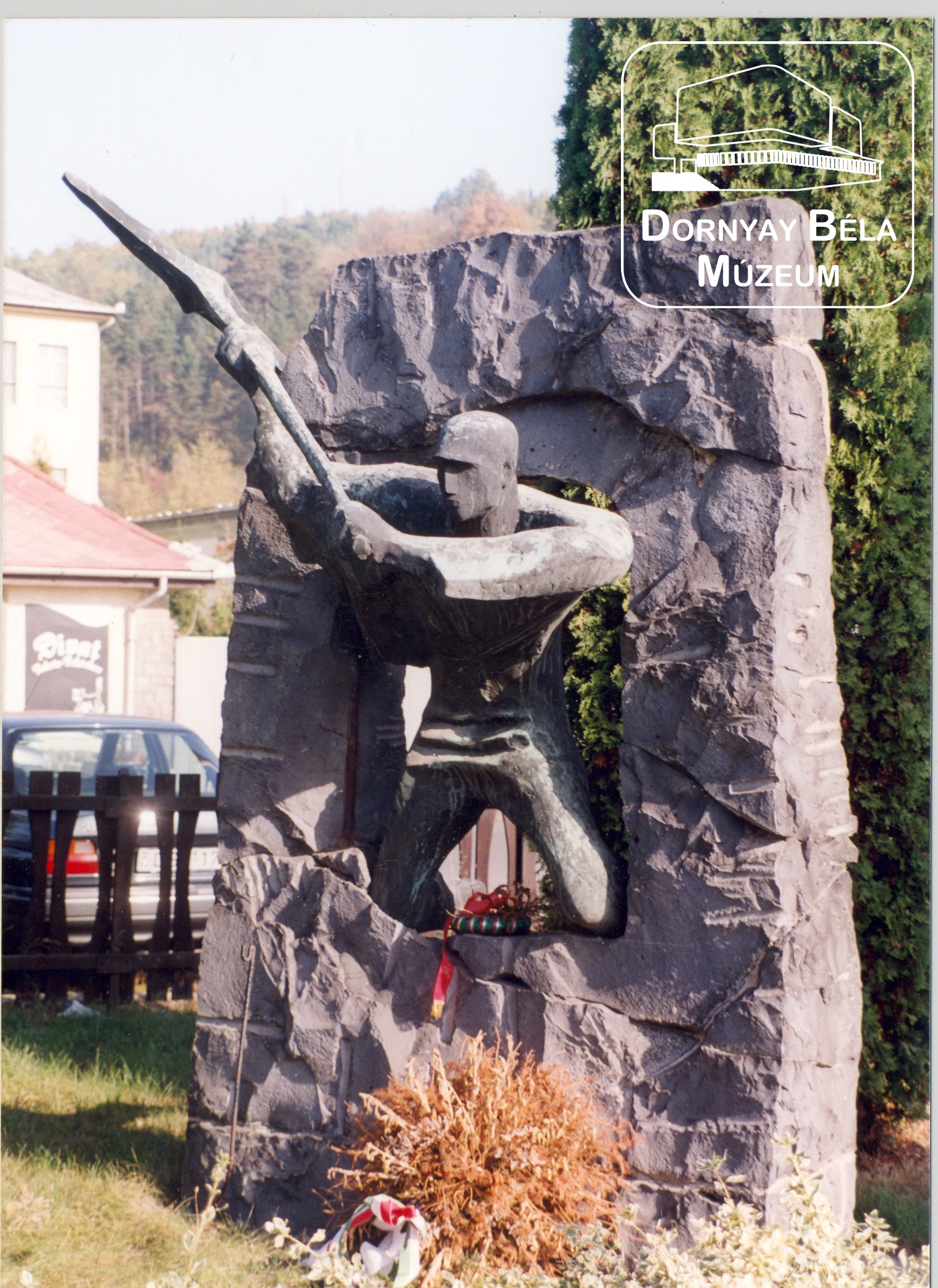 Bányász szobor a Bányamúzeum kiállítóhely udvarán. Vasas Károly alkotása (Dornyay Béla Múzeum, Salgótarján CC BY-NC-SA)