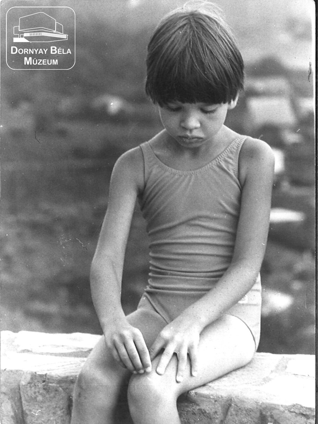 Gaál Réka 5-8 éves kora körül (Dornyay Béla Múzeum, Salgótarján CC BY-NC-SA)