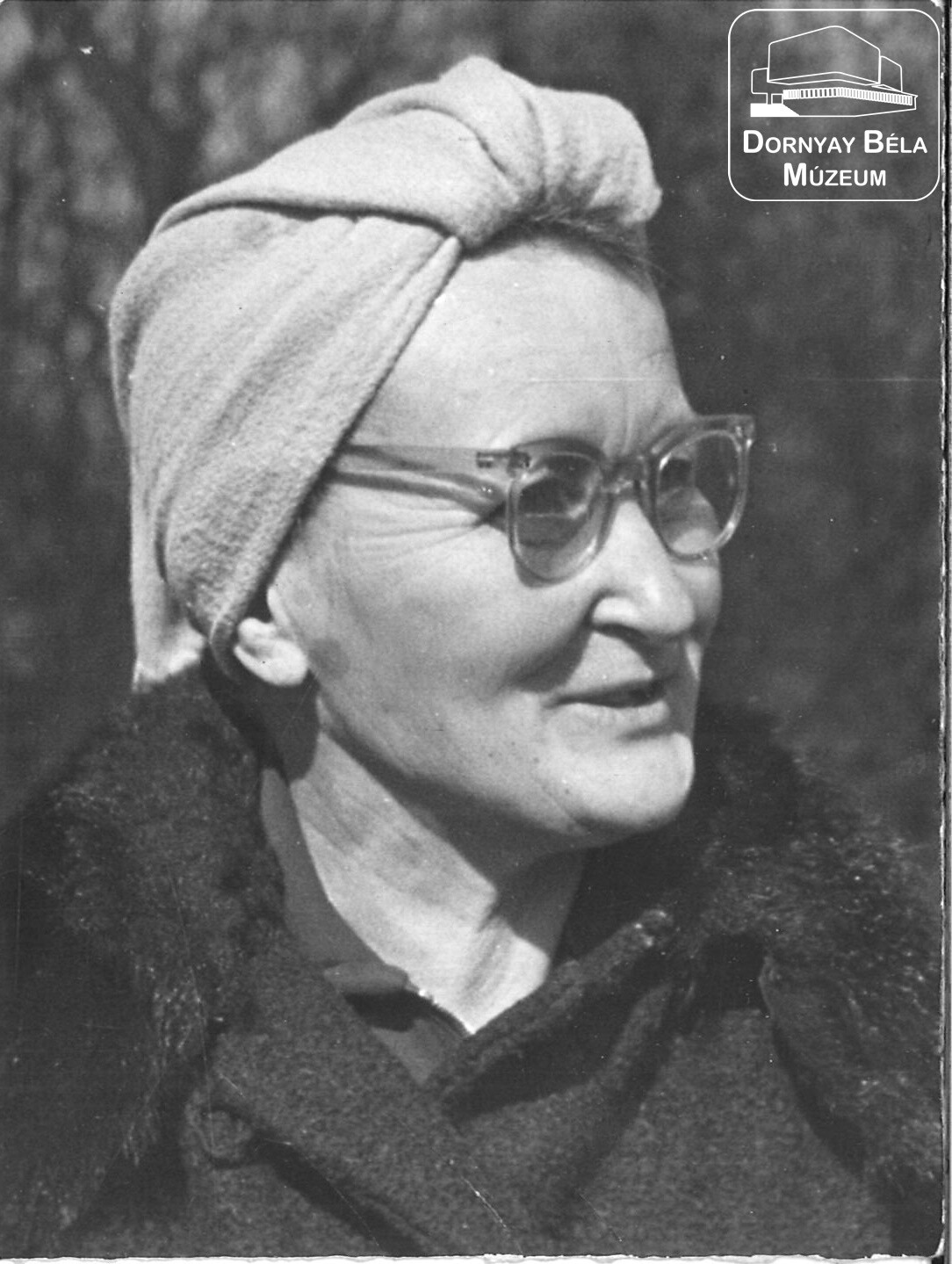 Gaál István édesanyja turbán sapkában (Dornyay Béla Múzeum, Salgótarján CC BY-NC-SA)