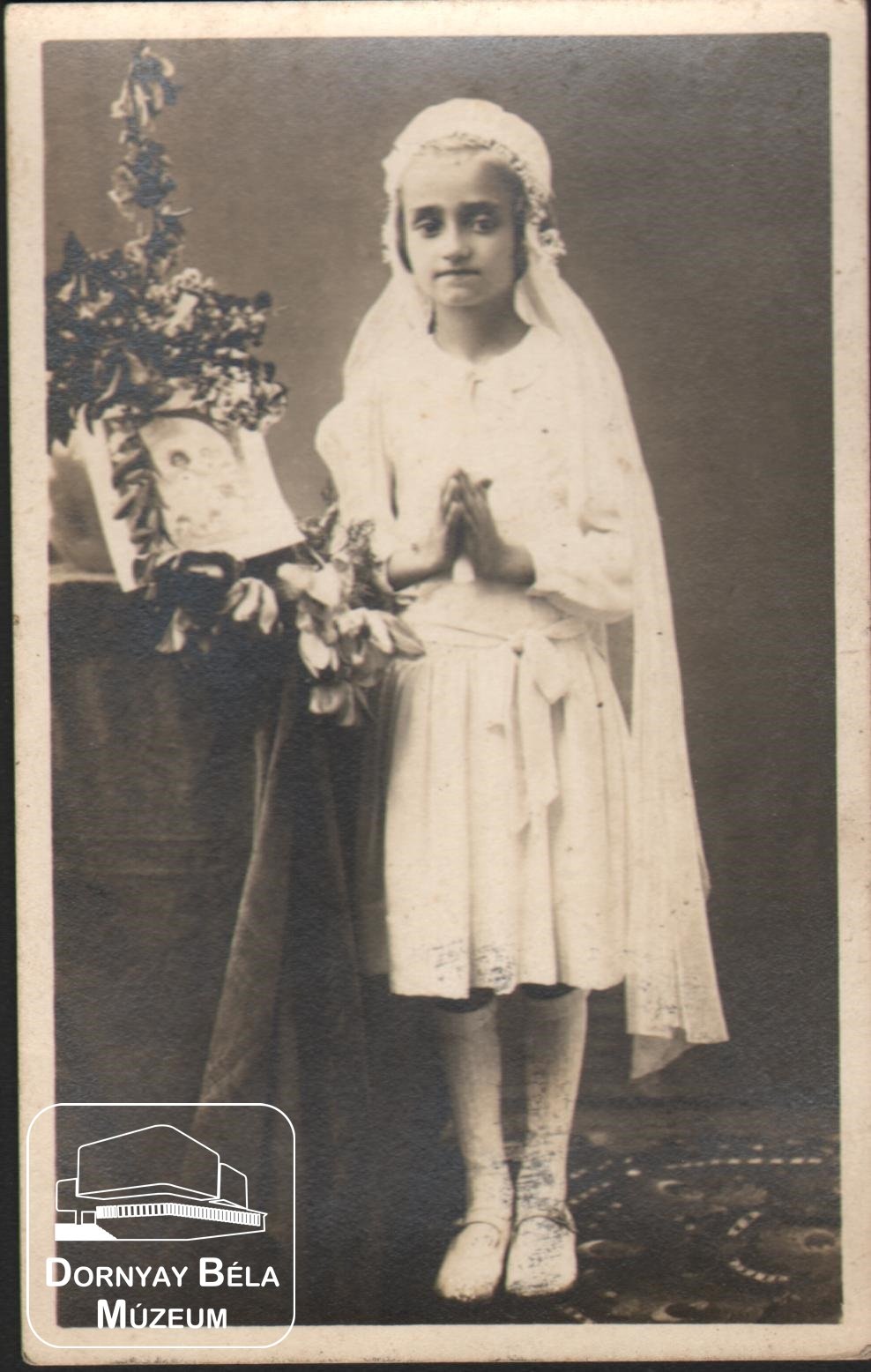 Unger Olga salgótarjáni kislány (Dornyay Béla Múzeum, Salgótarján CC BY-NC-SA)