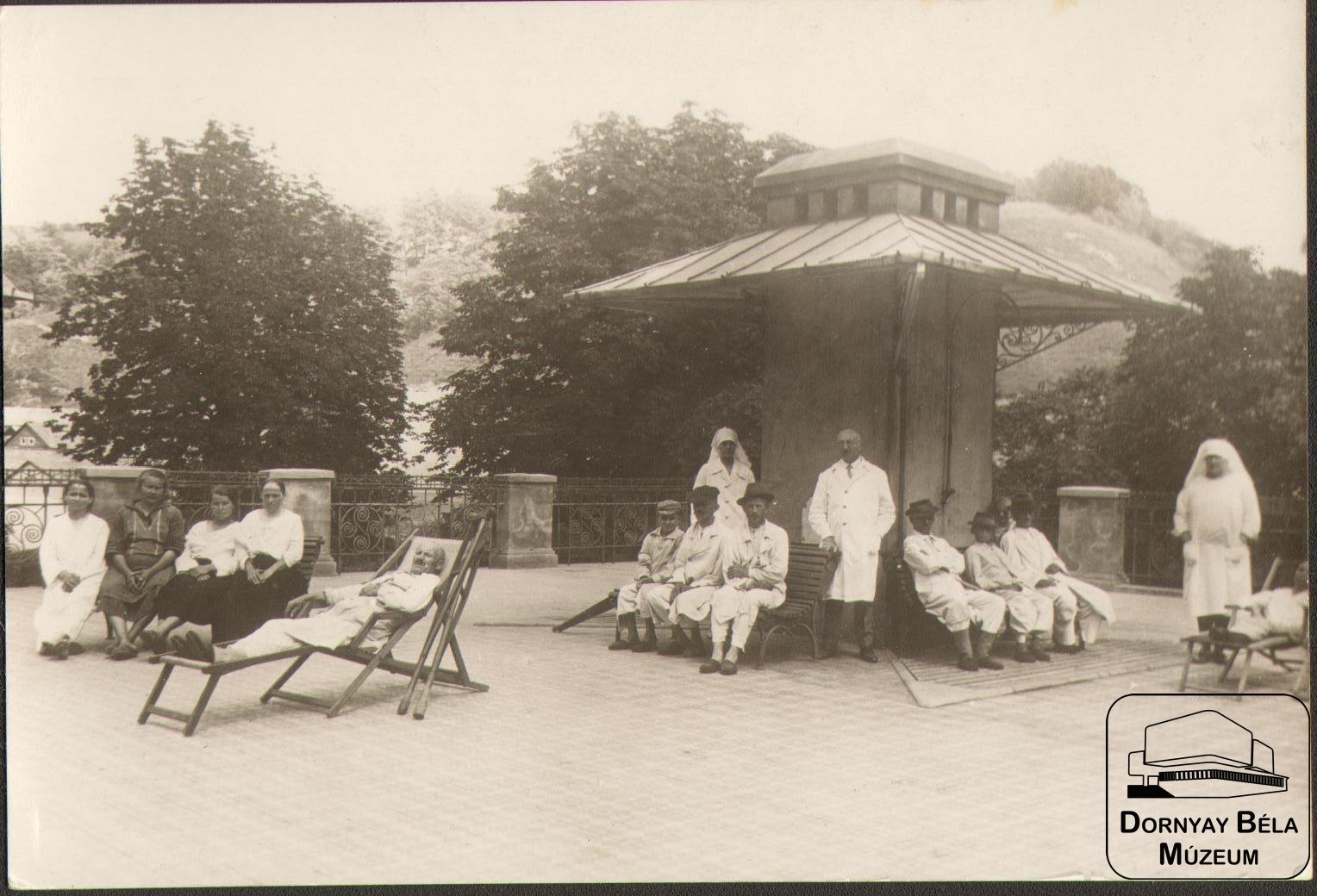Bányakórház, napozó terasz (Dornyay Béla Múzeum, Salgótarján CC BY-NC-SA)