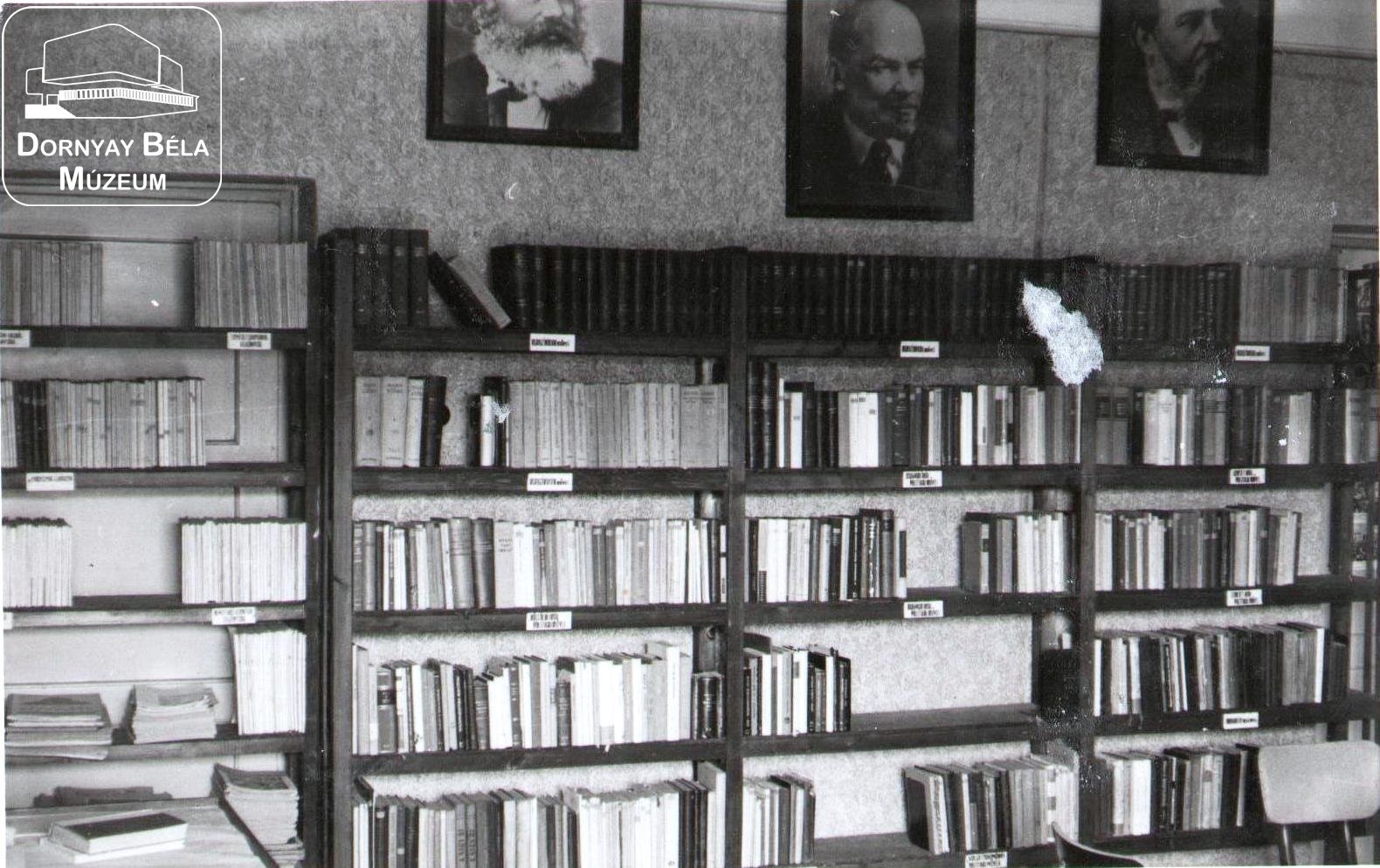 Nagybátony Szakszervezeti Könyvtár (Dornyay Béla Múzeum, Salgótarján CC BY-NC-SA)