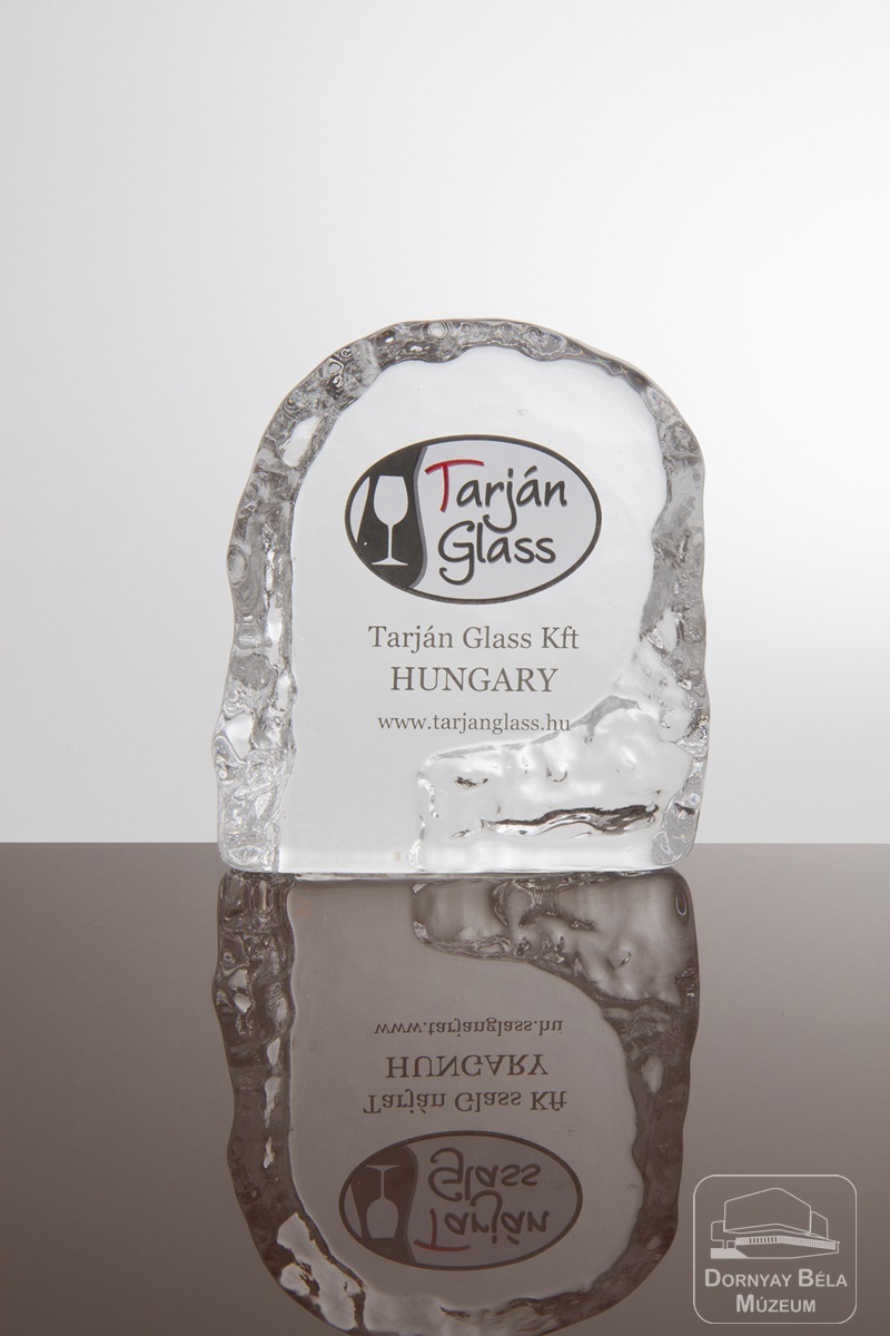 Levélnehezék,Tarján Glass (Dornyay Béla Múzeum, Salgótarján CC BY-NC-SA)