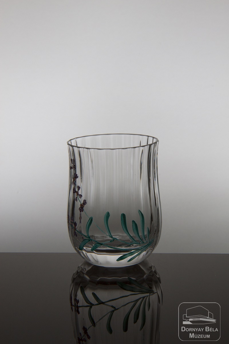 Snapsz pohár (Dornyay Béla Múzeum, Salgótarján CC BY-NC-SA)