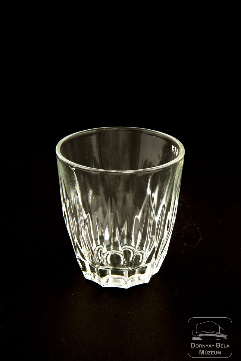 Sörös pohár (Dornyay Béla Múzeum, Salgótarján CC BY-NC-SA)