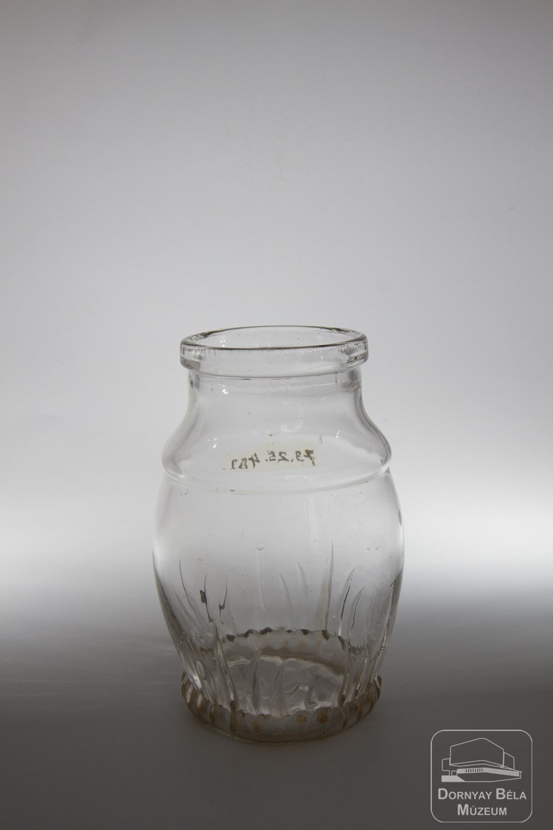 Befőttes üveg (Dornyay Béla Múzeum, Salgótarján CC BY-NC-SA)