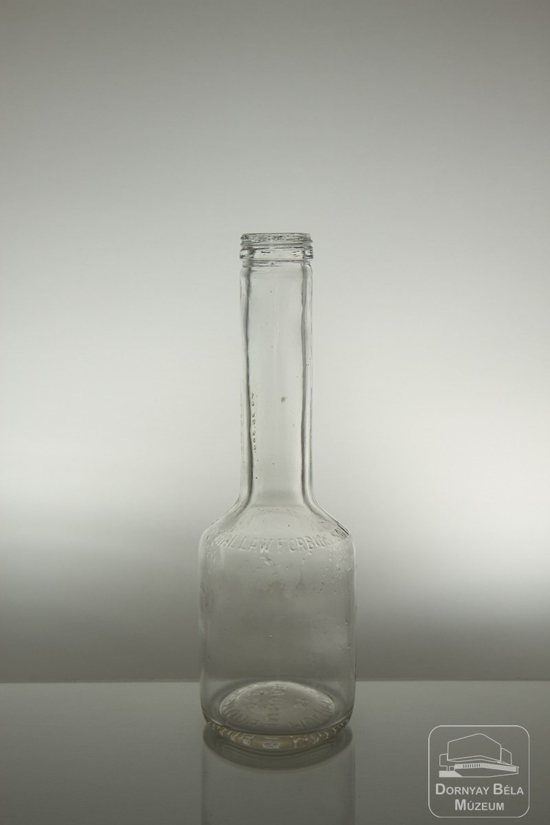 Pálinkás üveg (Dornyay Béla Múzeum, Salgótarján CC BY-NC-SA)