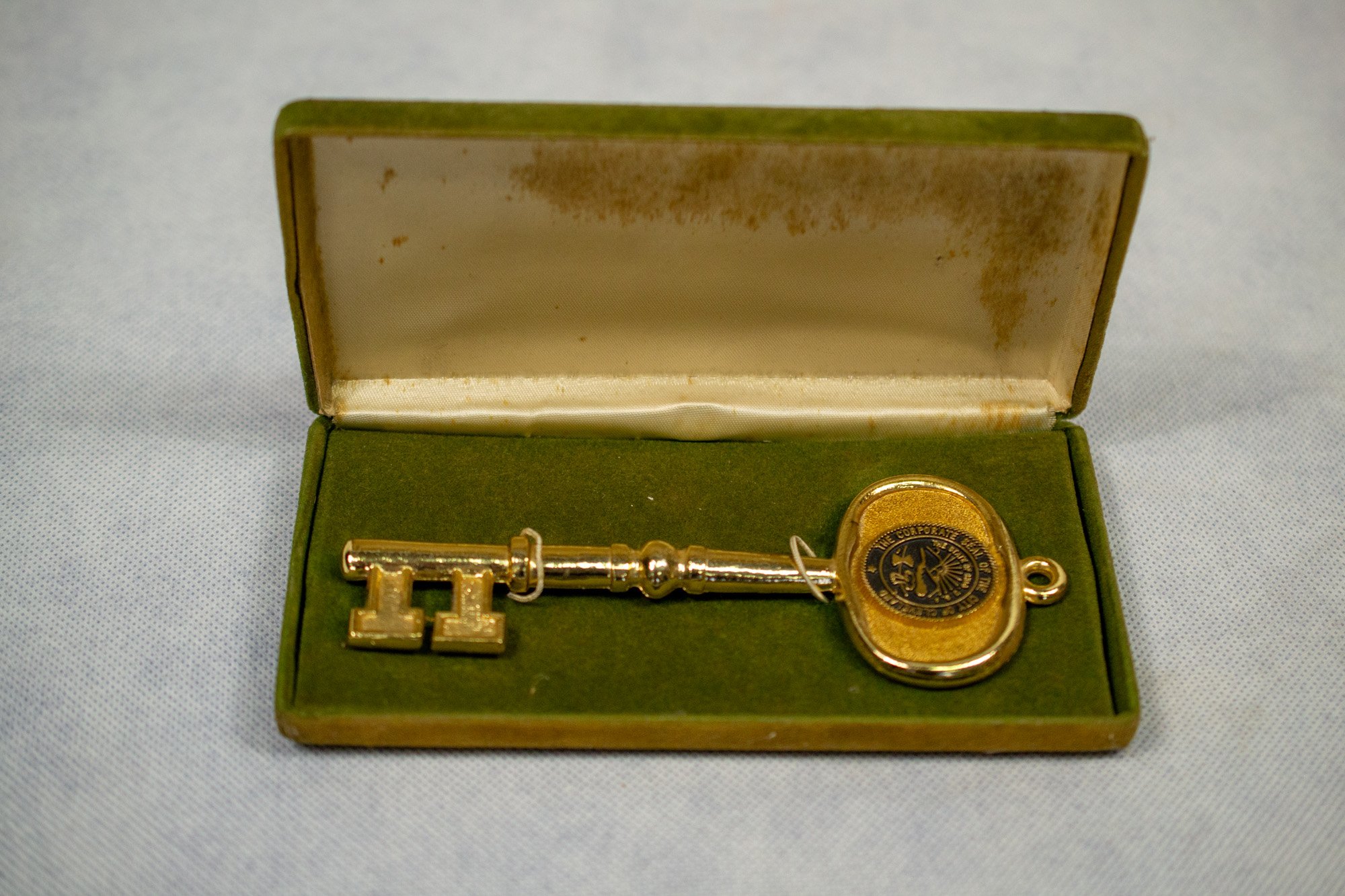 Díszes kulcs díszdoboza (Helytörténeti Gyűjtemény és Ádám Jenő Emlékház, Szigetszentmiklós CC BY-NC-SA)