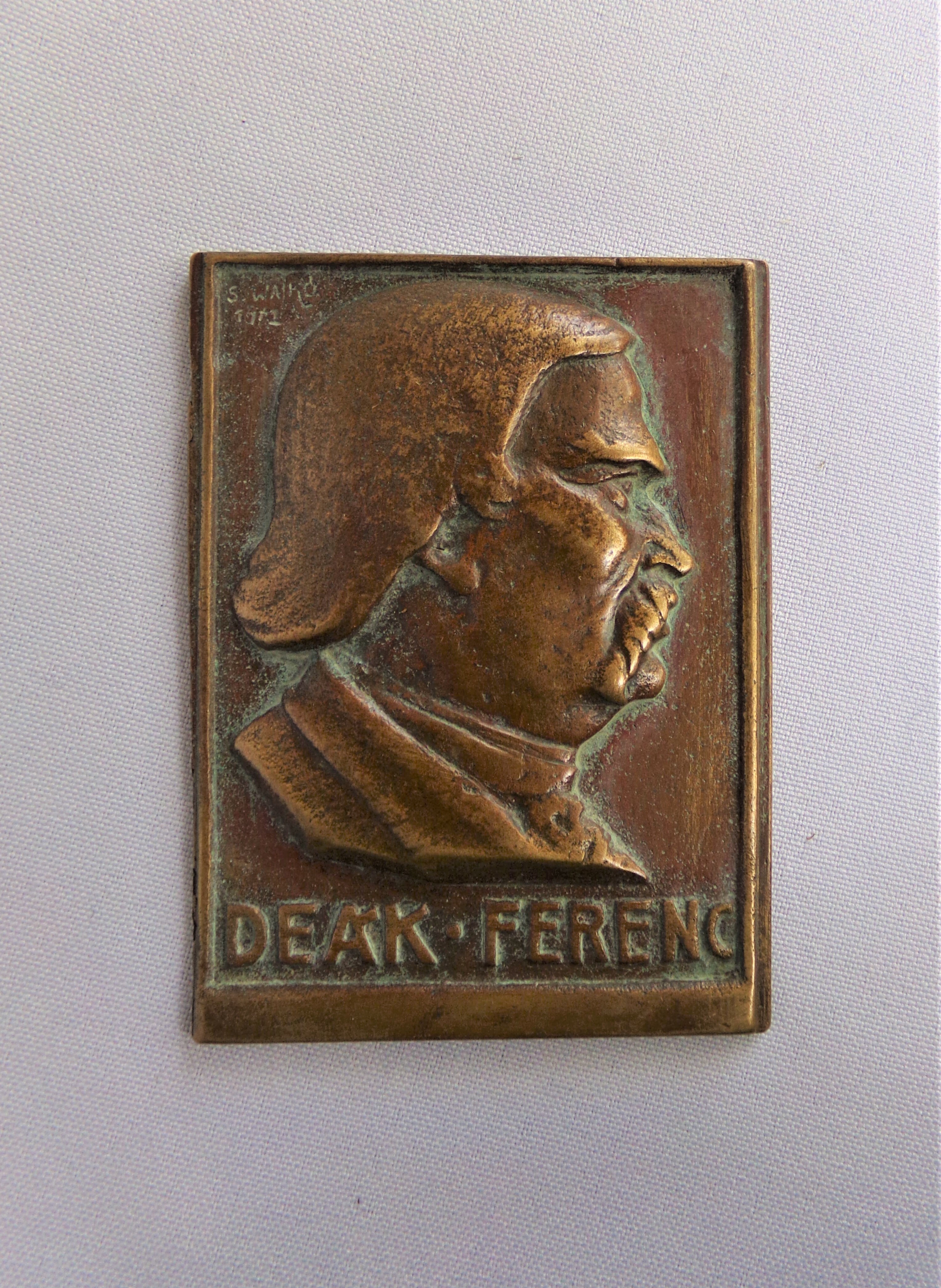 Bronz plakett - Deák Ferenc (Dr. Jablonkay István Helytörténeti Gyűjtemény CC BY-NC-SA)