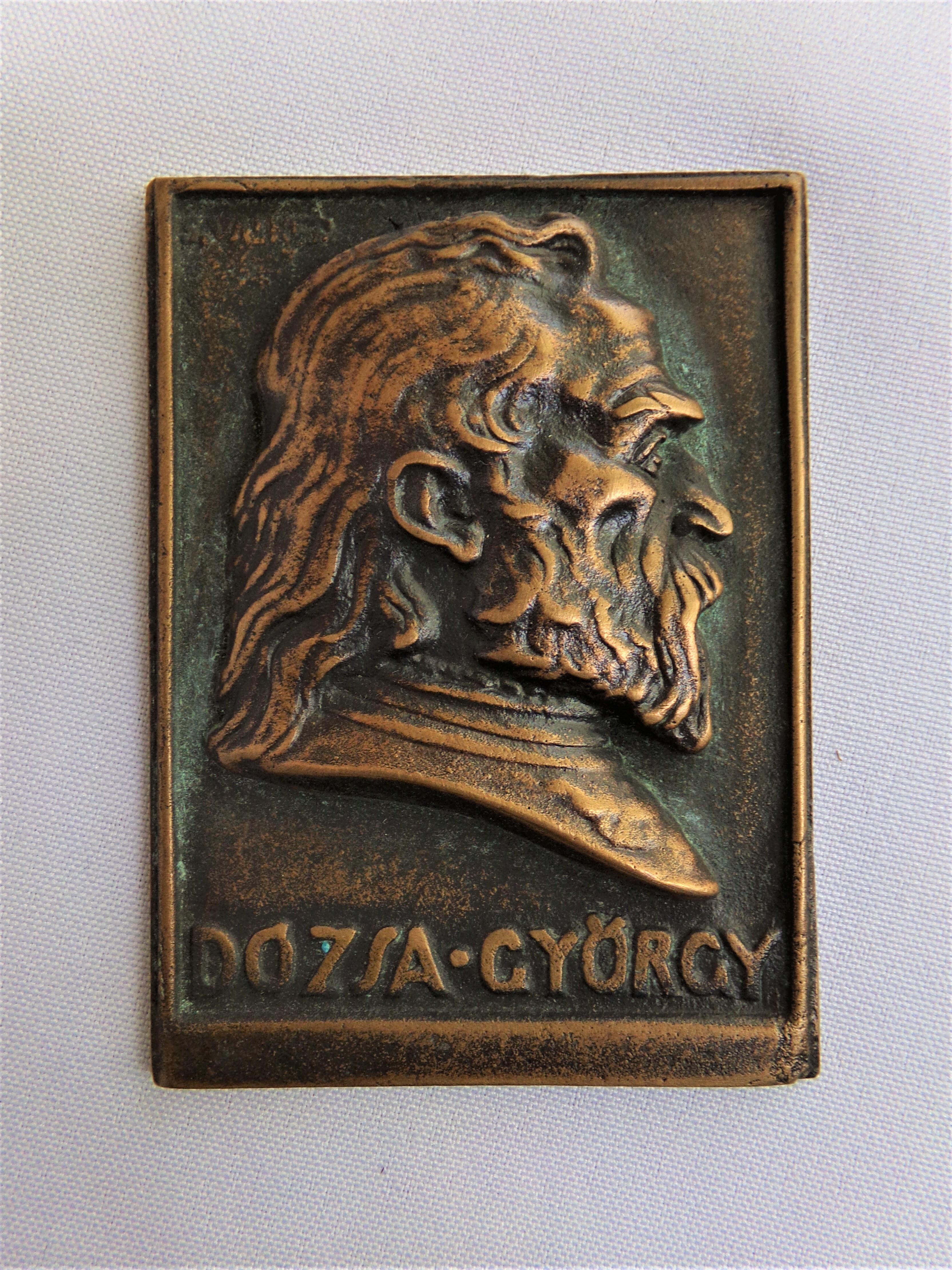 Bronz plakett - Dózsa György (Dr. Jablonkay István Helytörténeti Gyűjtemény CC BY-NC-SA)