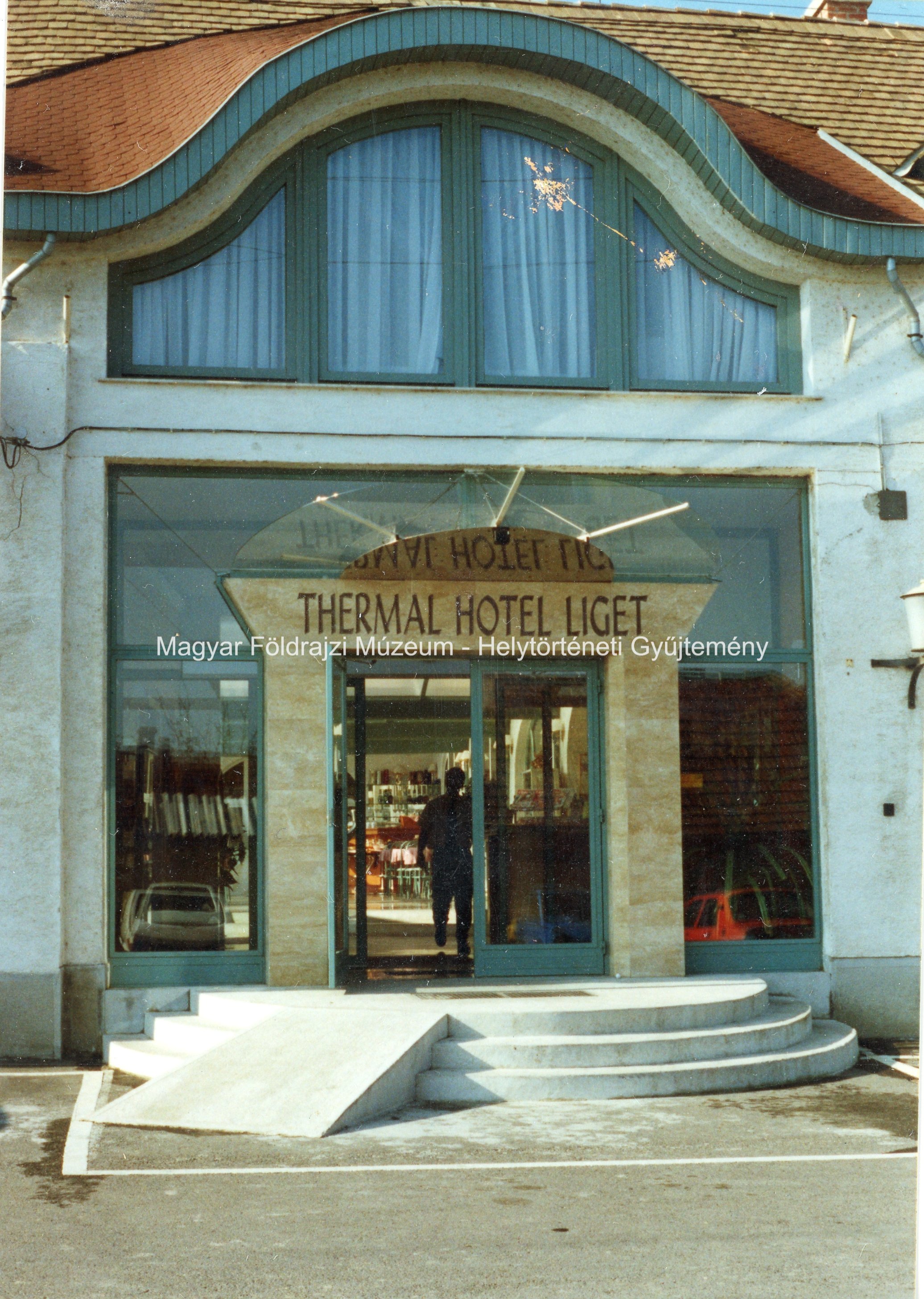 Hotel Liget Termál (Magyar Földrajzi Múzeum CC BY-NC-SA)