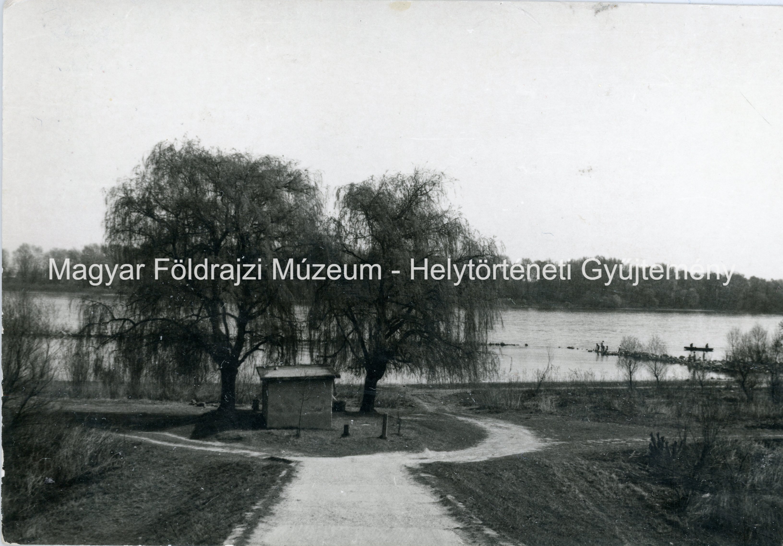 Dunapart (Magyar Földrajzi Múzeum CC BY-NC-SA)