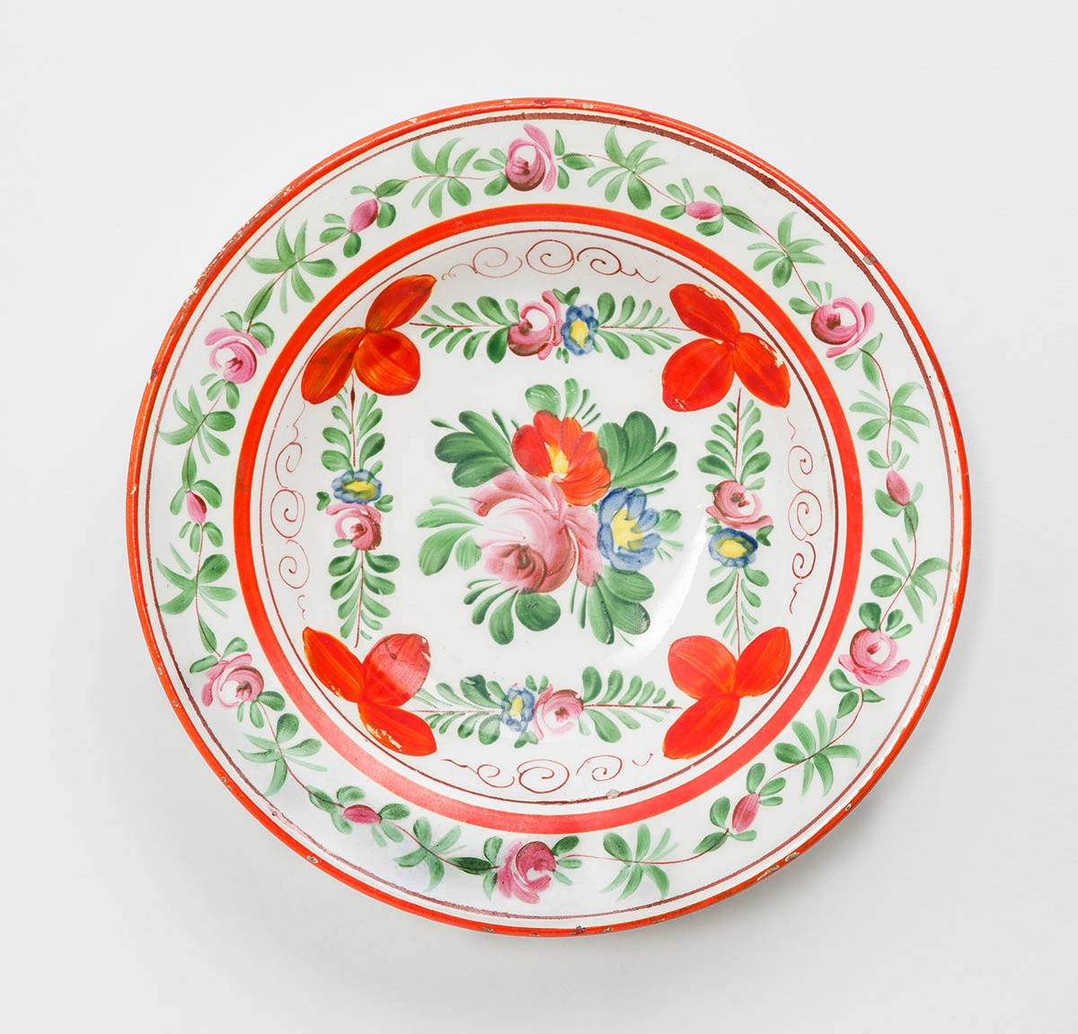 tányér (Falumúzeum Iklad CC BY-NC-SA)