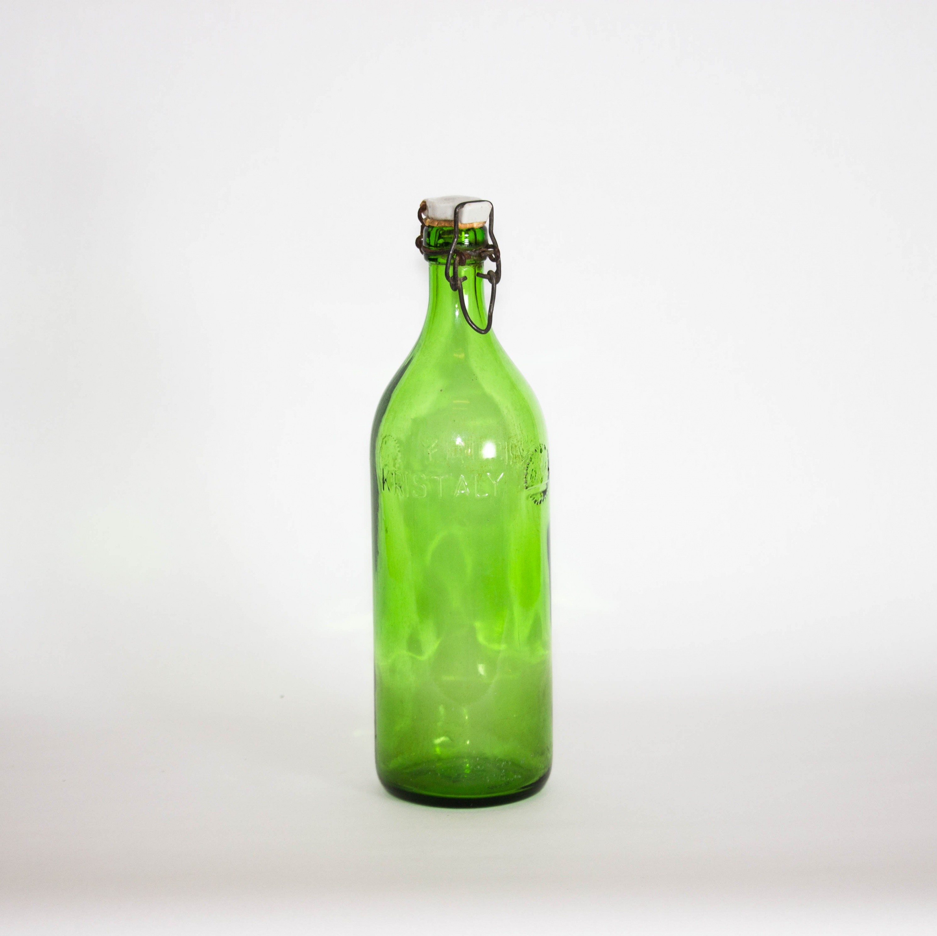 Csatos üveg (Budakeszi Helytörténeti Gyűjtemény és Tájház CC BY-NC-SA)