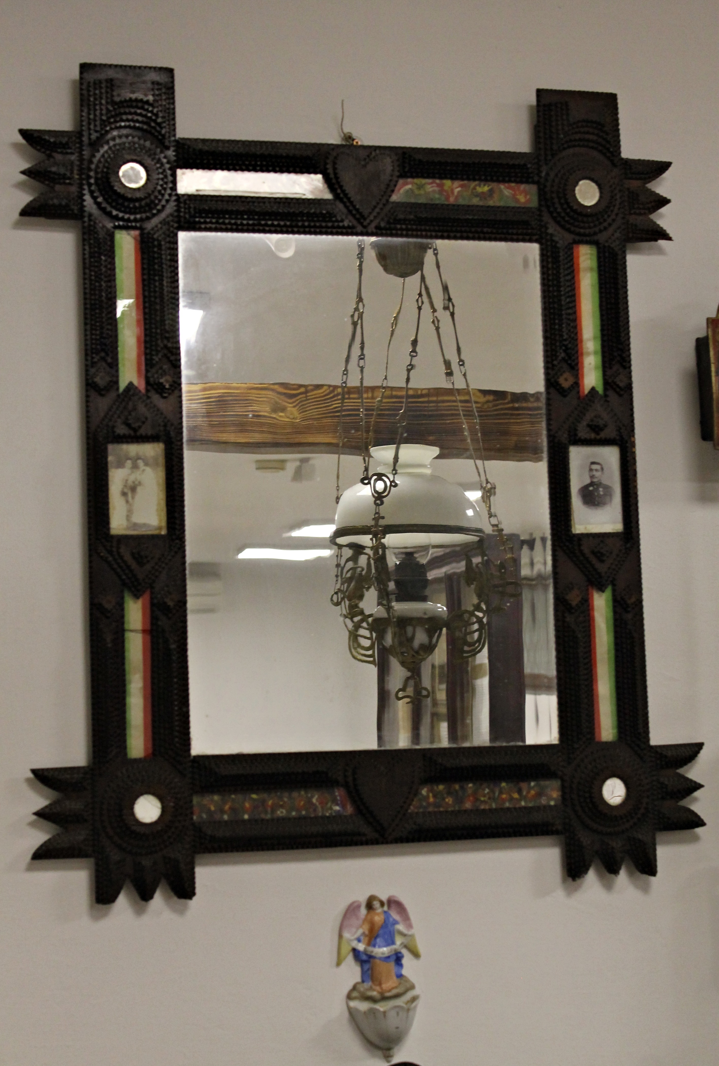 Tükör (Isaszegi Múzeumi Kiállítóhely (Falumúzeum) CC BY-NC-SA)